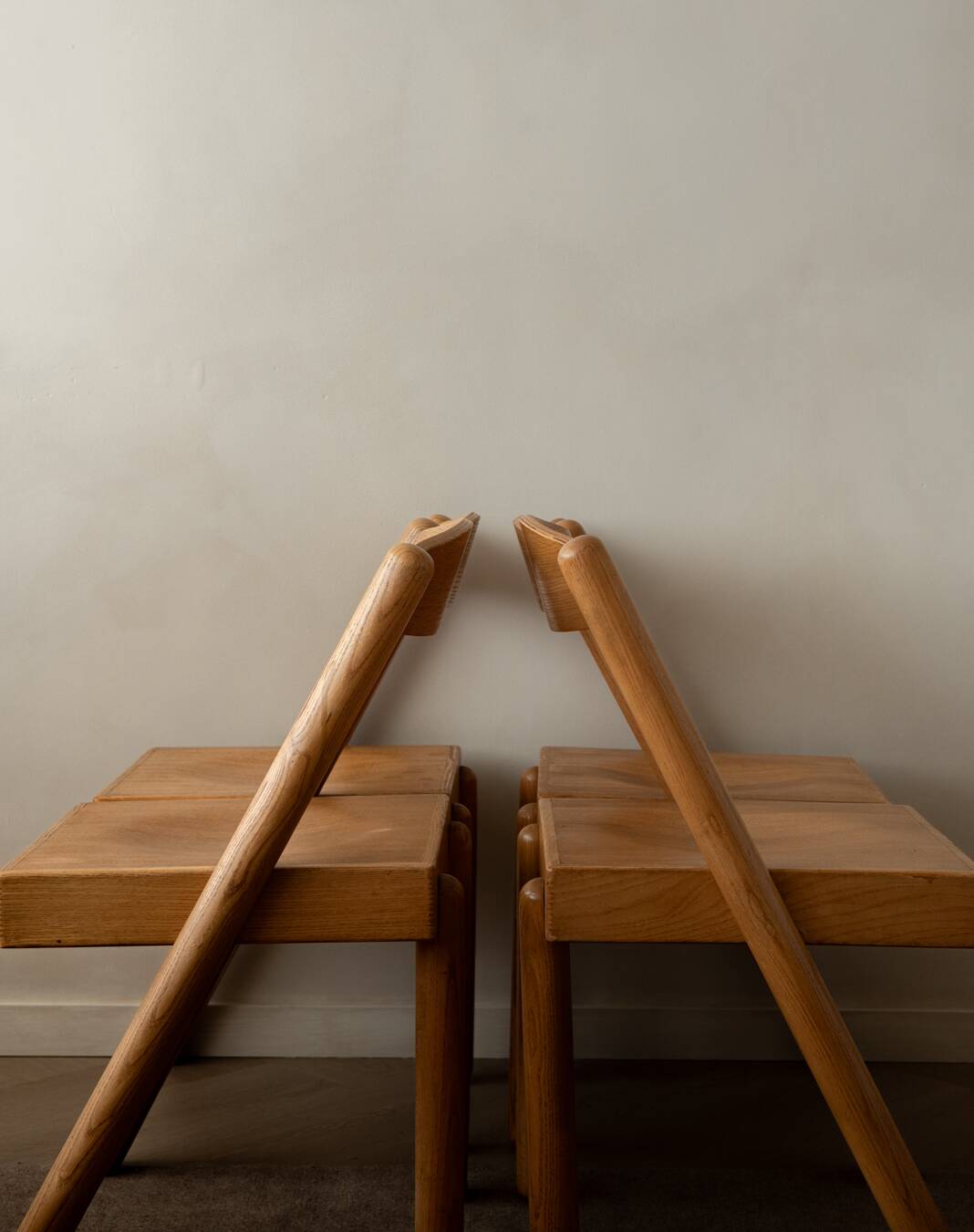 Vintage Italian Iva Dining Chairs Roberto Pamio Renato Toso Stilwood