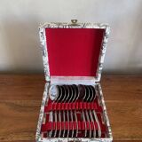 12 ice cream spoons in their box