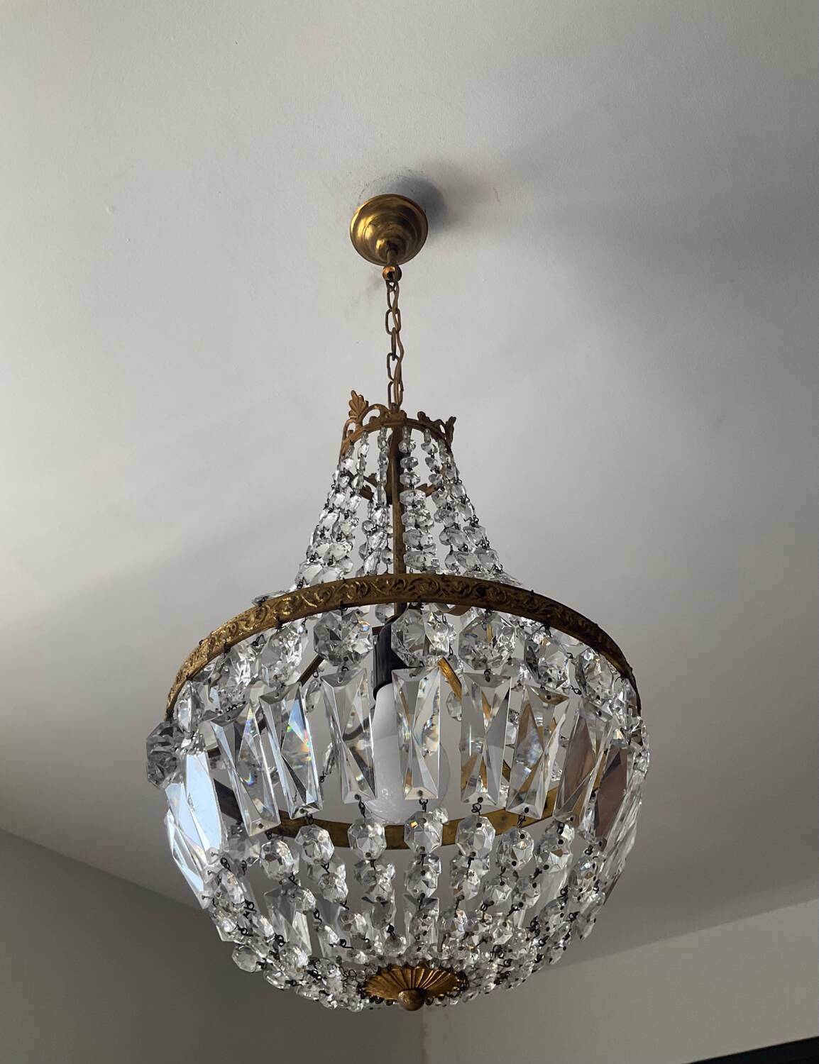 Hot air balloon chandelier with tassels and brass