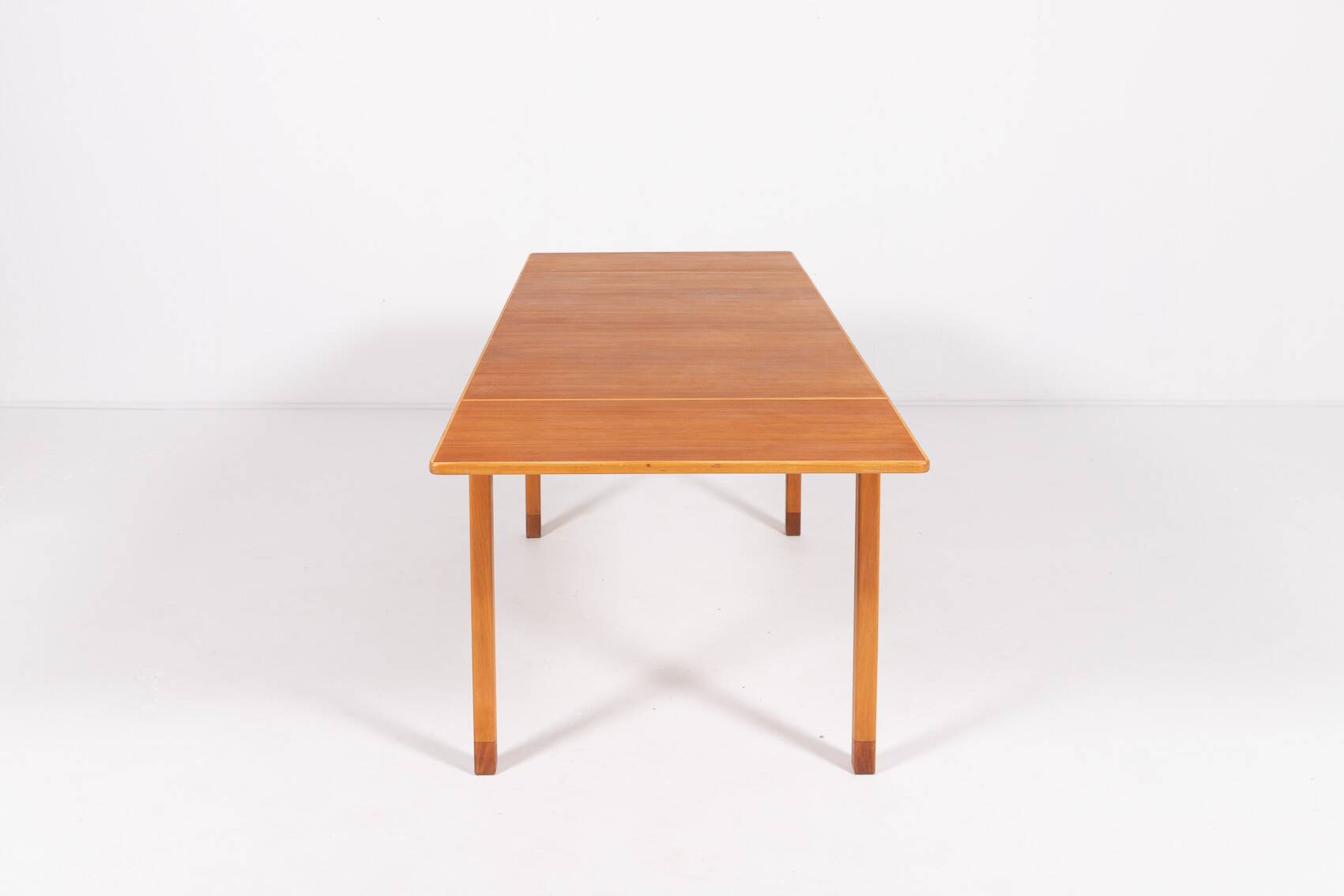 Mid-Century David Rosen extendable table from Nordiska Kompaniet, Sweden 1950's