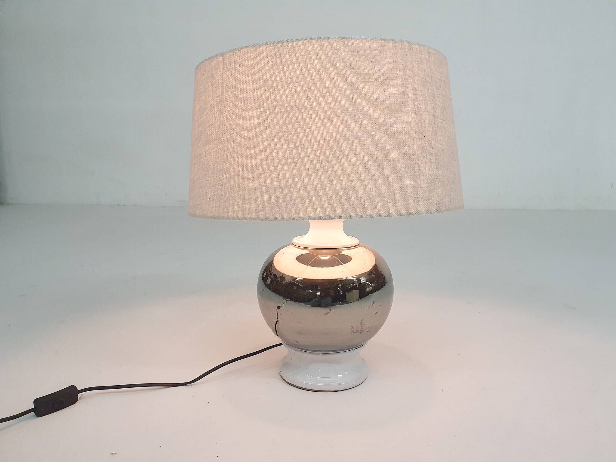 White and silver ceramic table light attrb. to Bitossi, Italy 1970's
