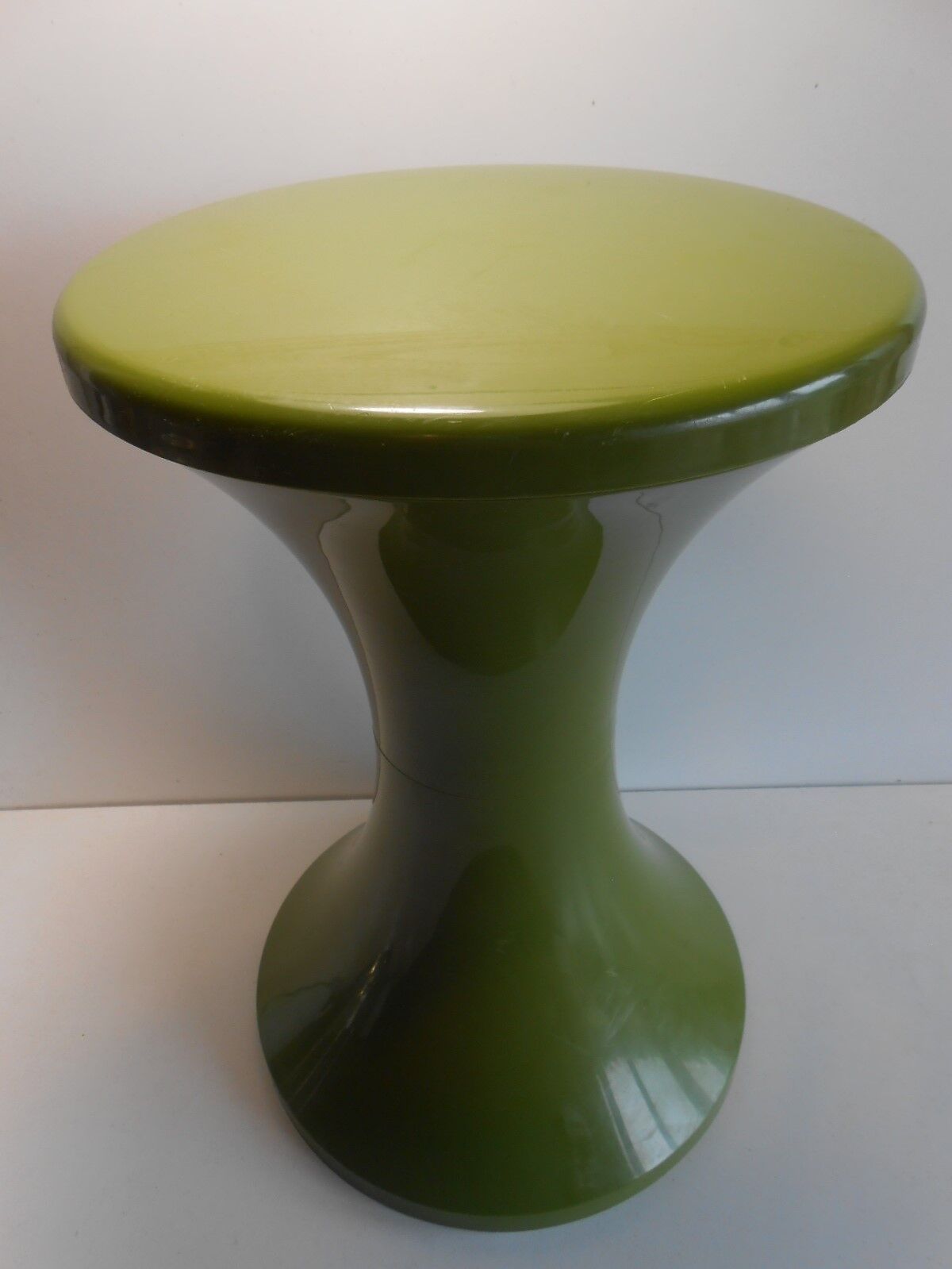 Stamp stool 70