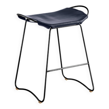 Contemporary kitchen bar stool in smoked black metal and navy blue leather.