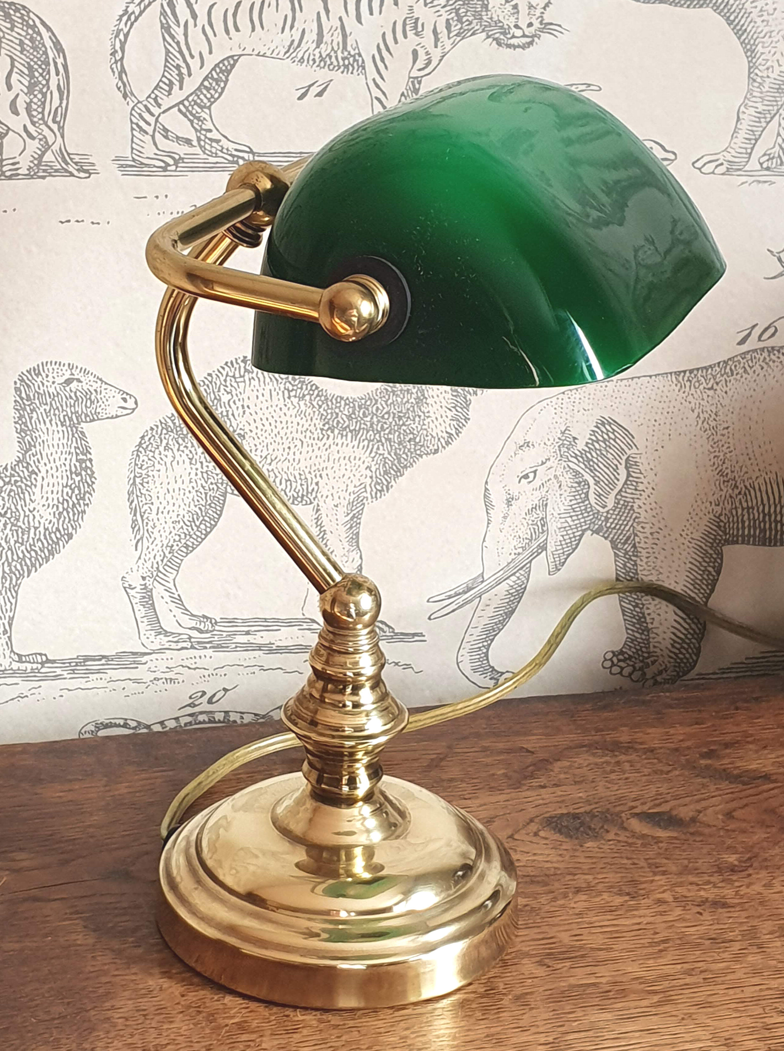 Notary or banker's lamp