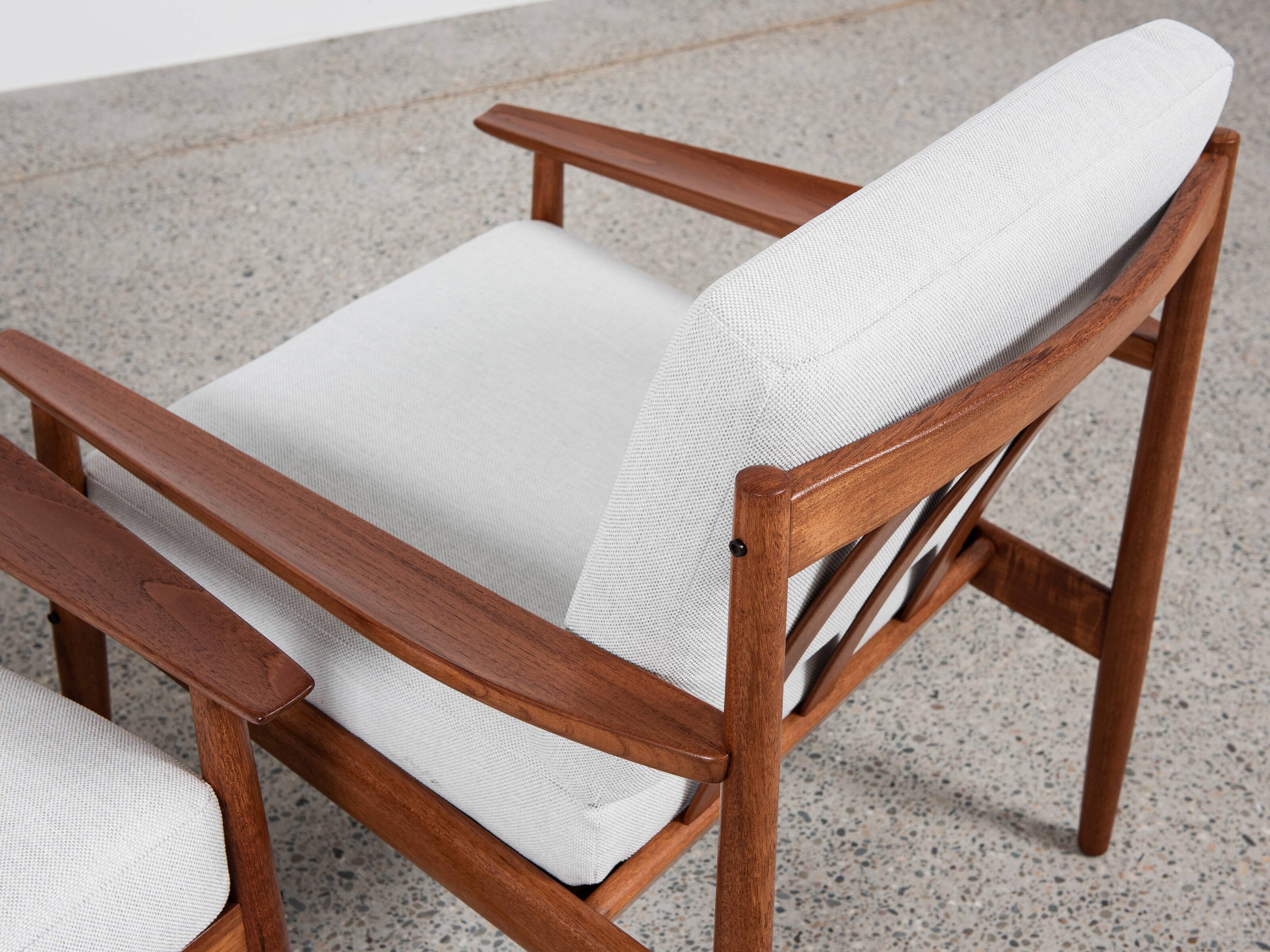 Midcentury Danish pair of easy chairs by Arne Vodder for Glostrup 1960s