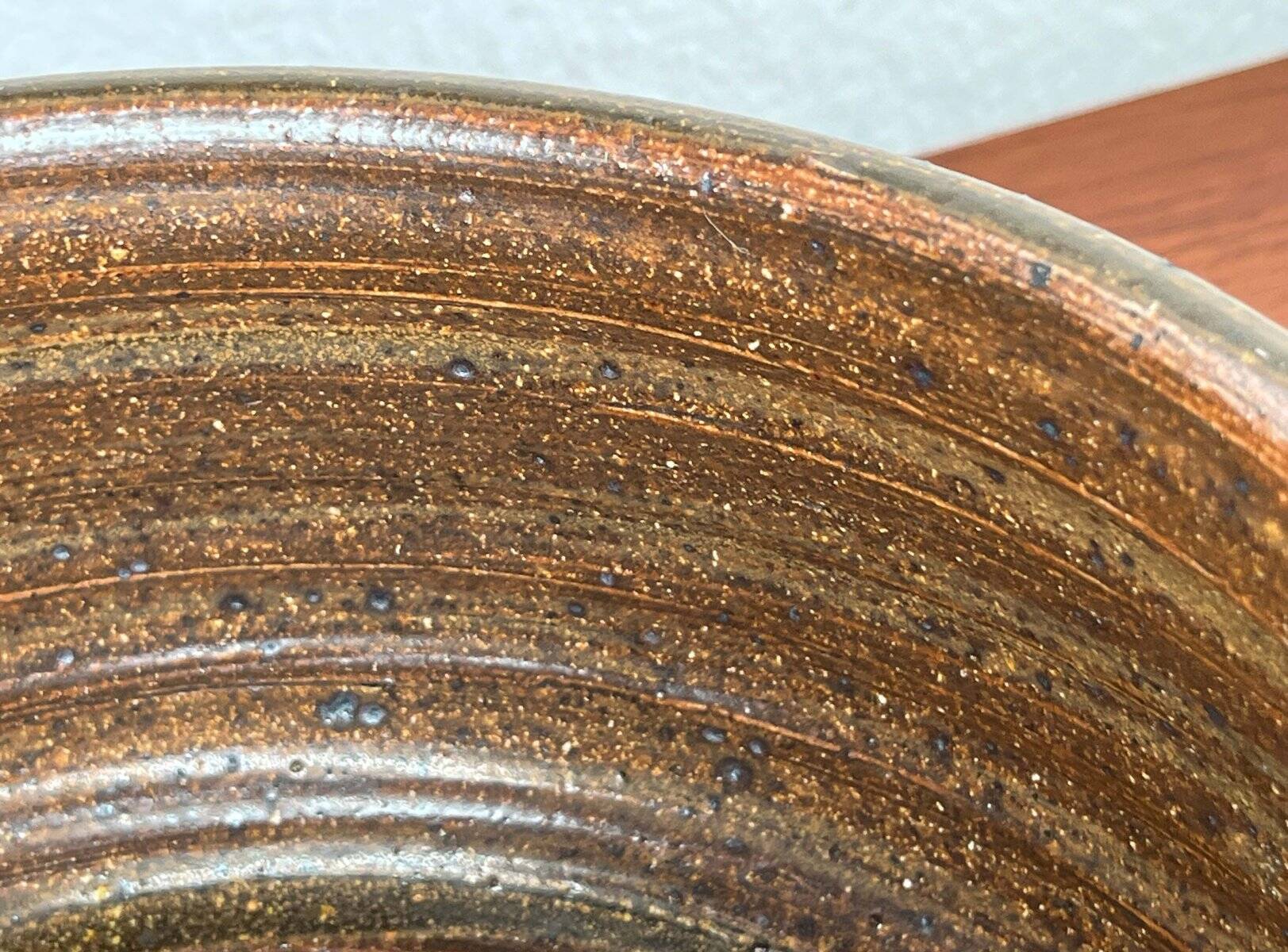 Large studio pottery bowl in modern Danish mid-century style by Tue Poulsen for Tue Keramik, 1960s.