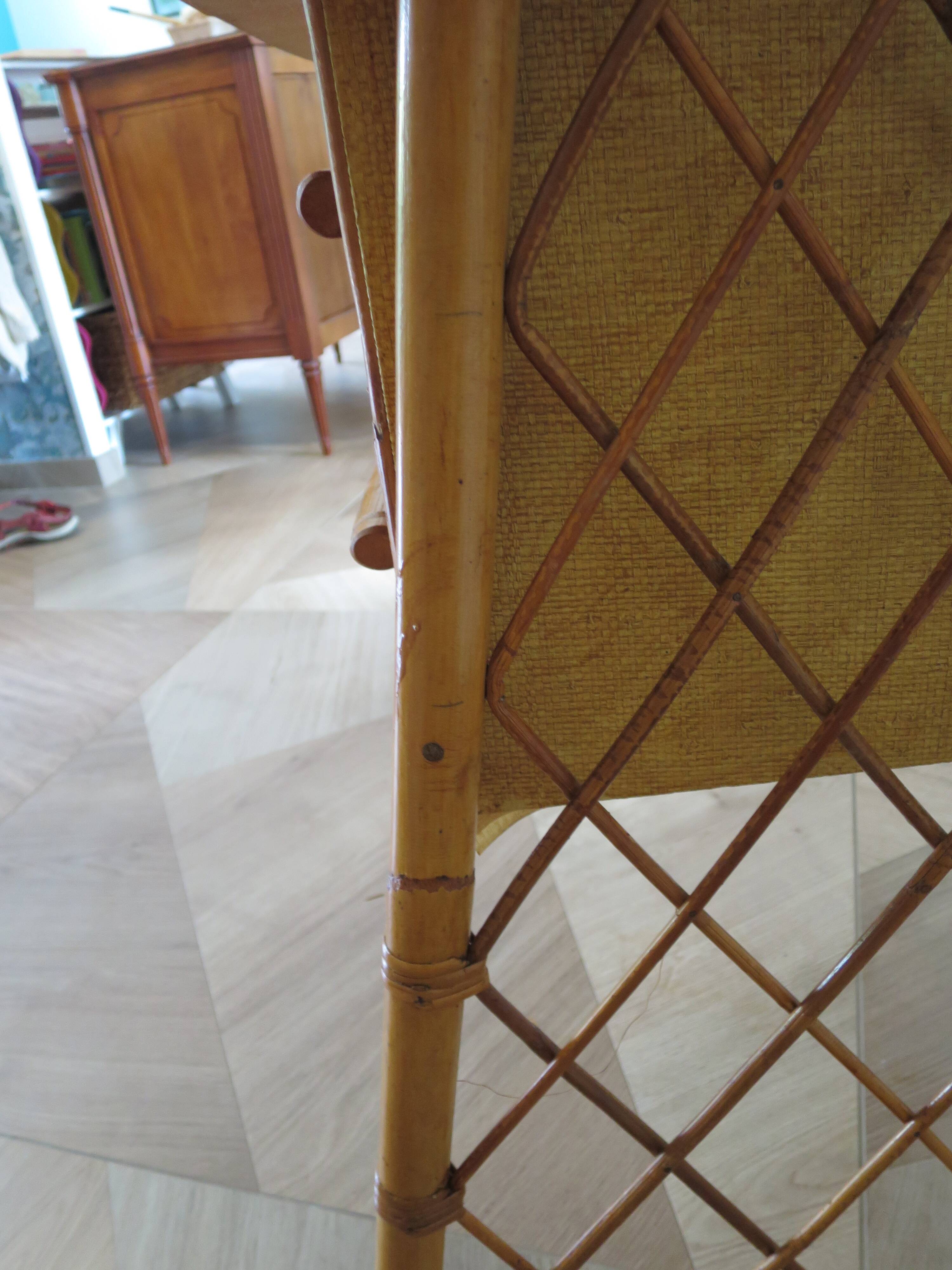 Vintage design - beautiful retro desk in bamboo wood and rattan - 2 drawers - 60s