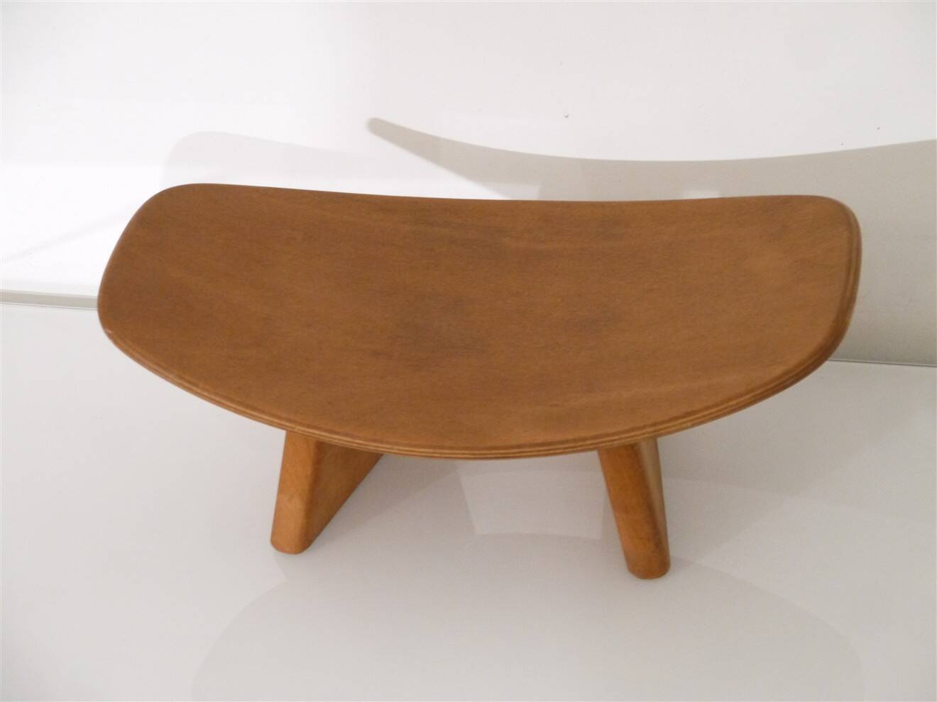 Stool shoogi by Alain Gaubert