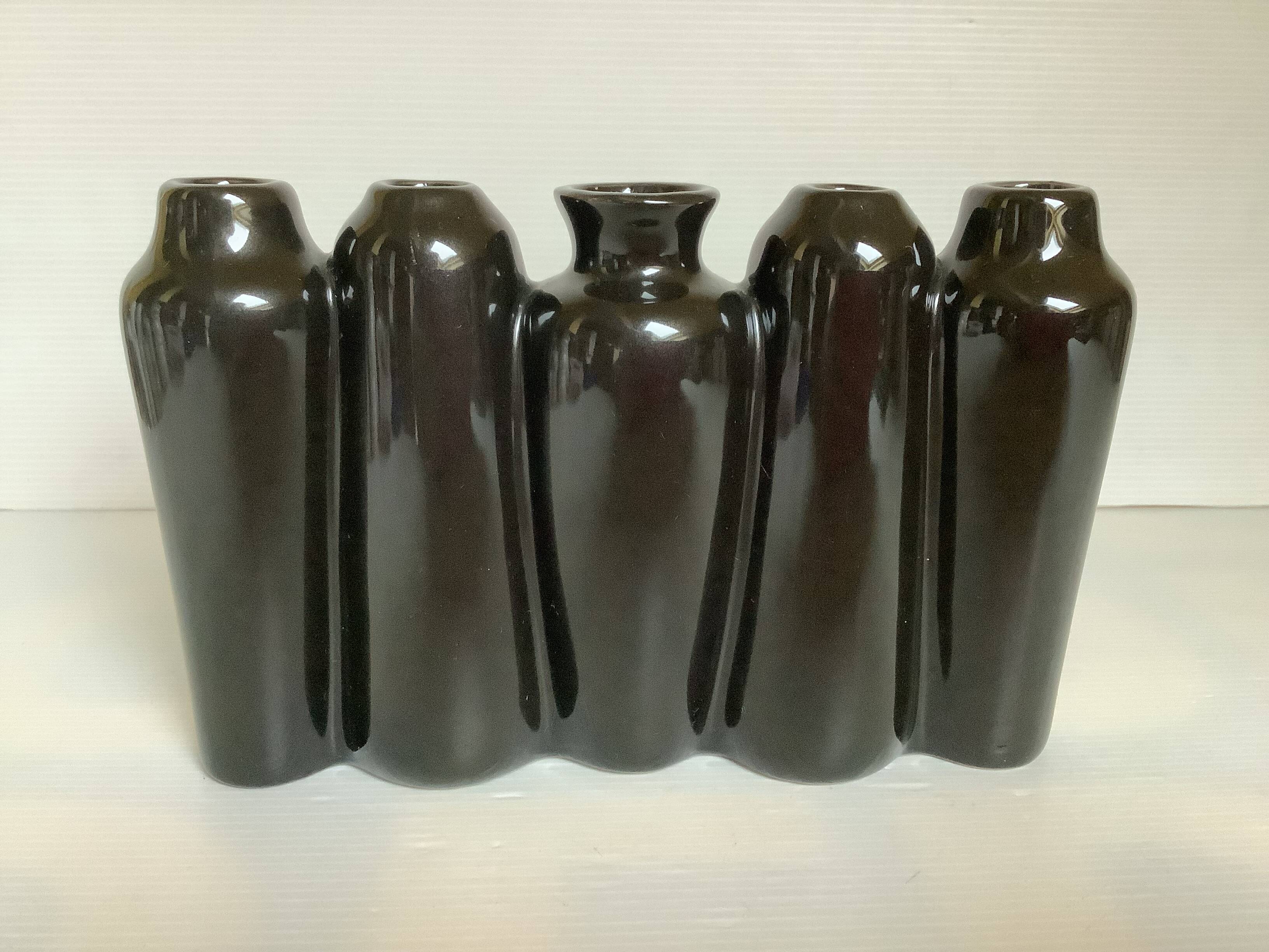 Black tulip flower spike vase