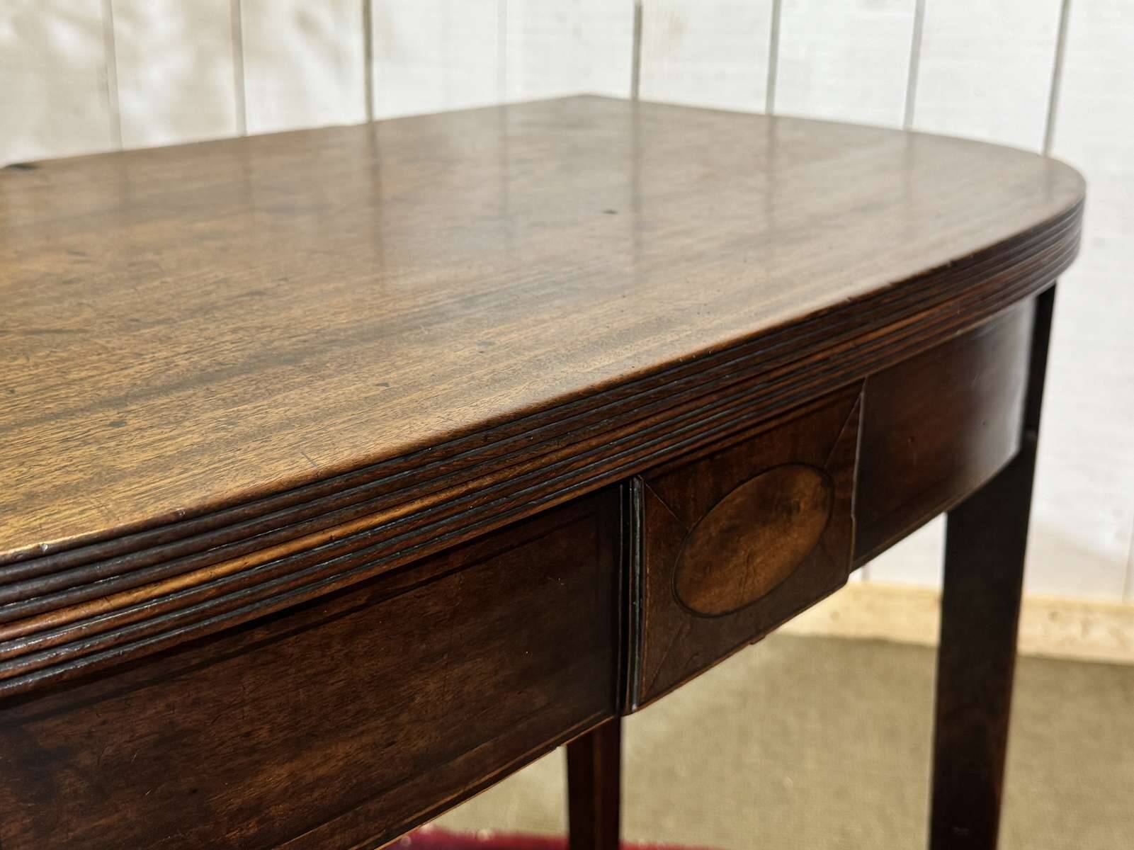 Table console demi lune anglaise en acajou 19ème