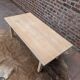 Table basse en hêtre brut