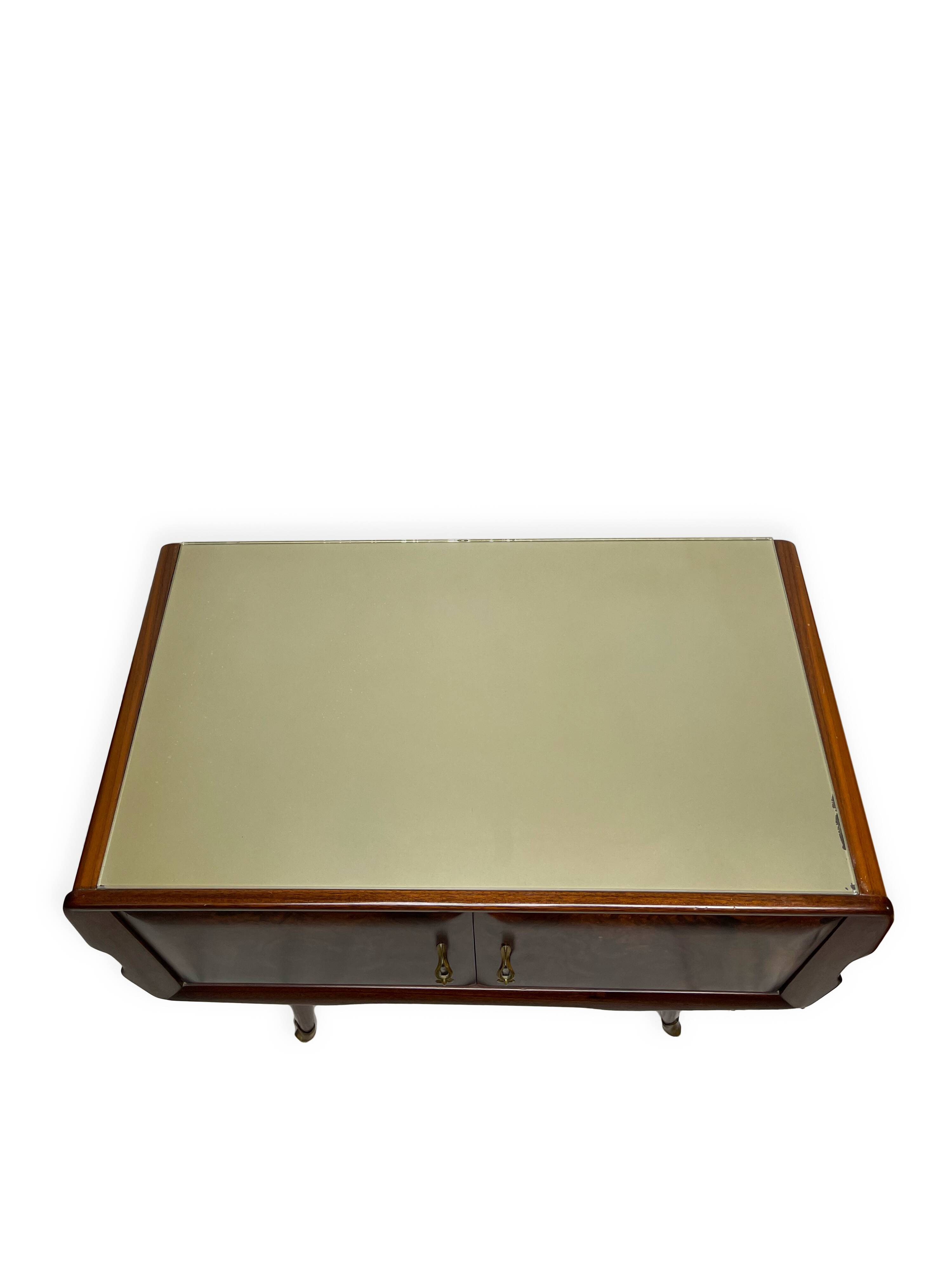 Tables de chevet, années 1950