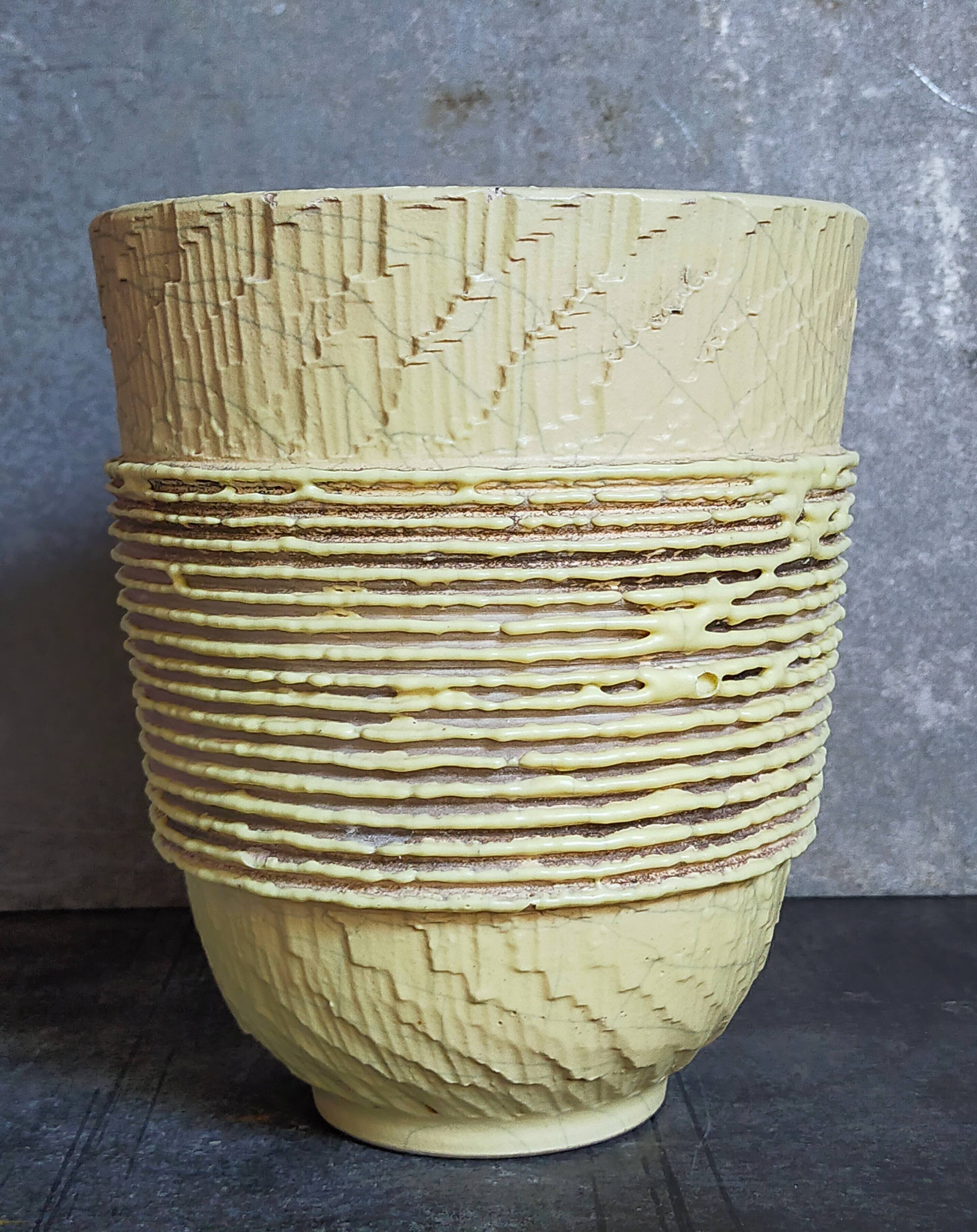 French Art-Deco ceramic vase cracked vanilla