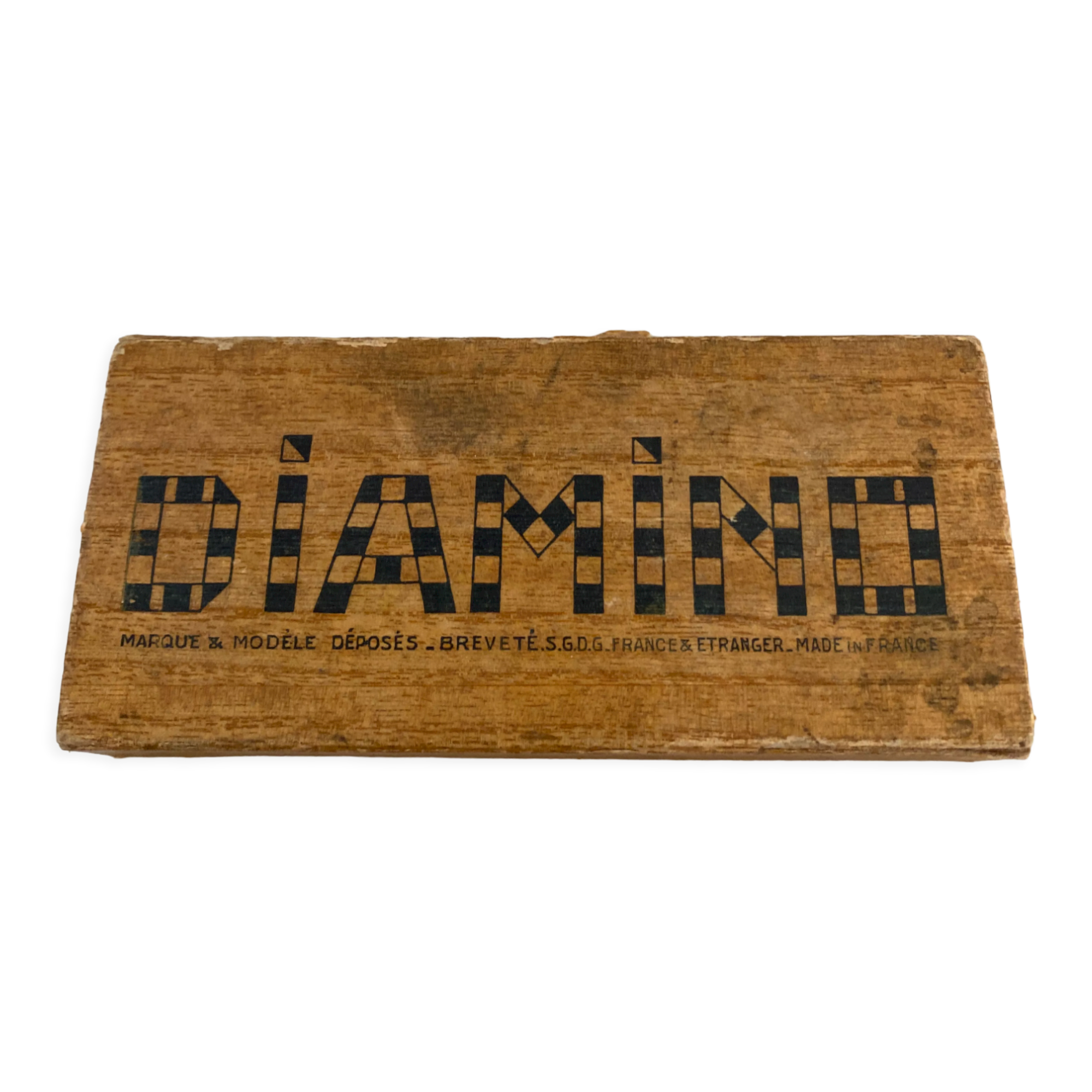 Diamino complet jeu de lettres ancêtre du scrabble