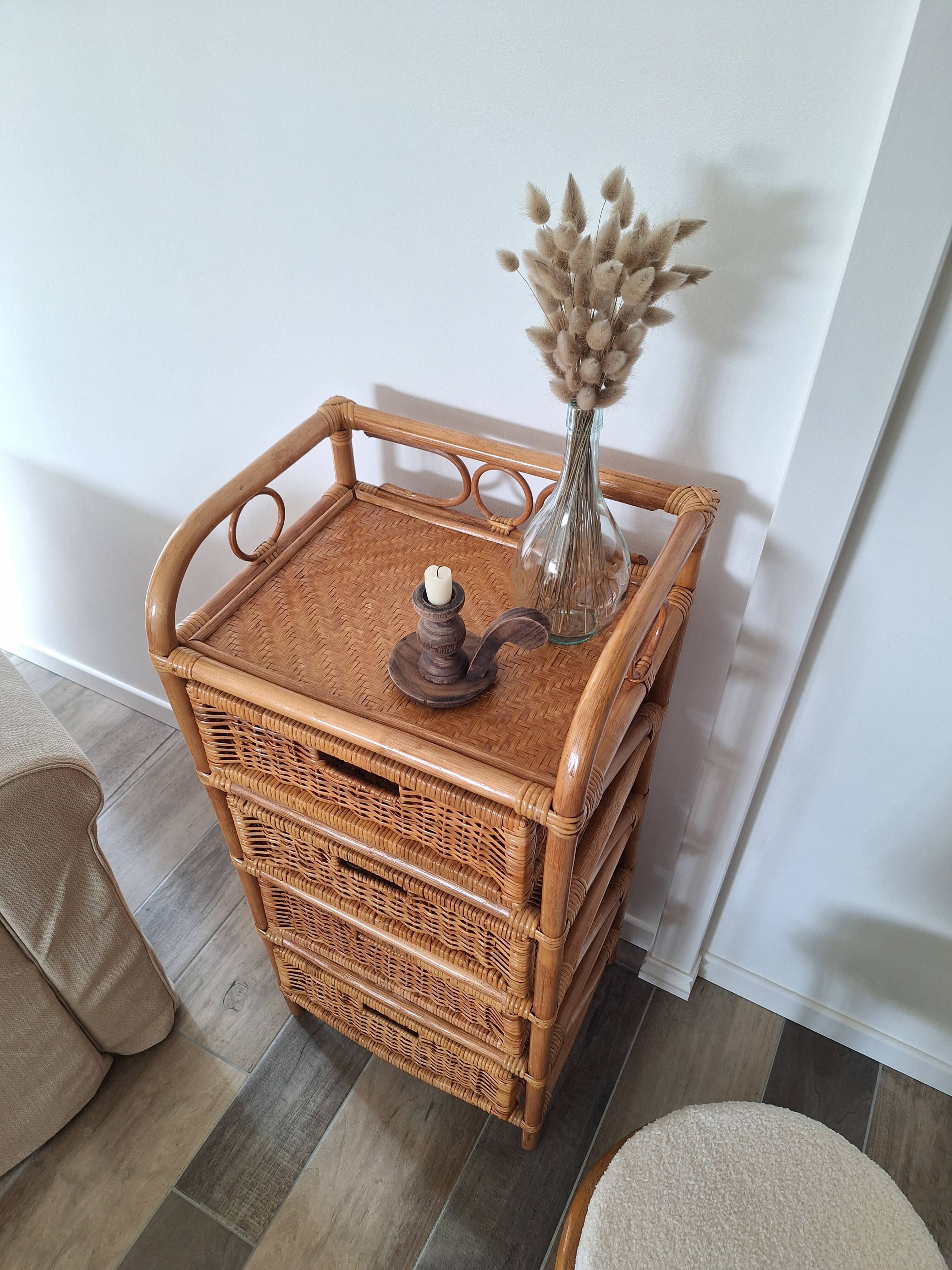 Commode en rotin
