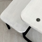 Small children's desk