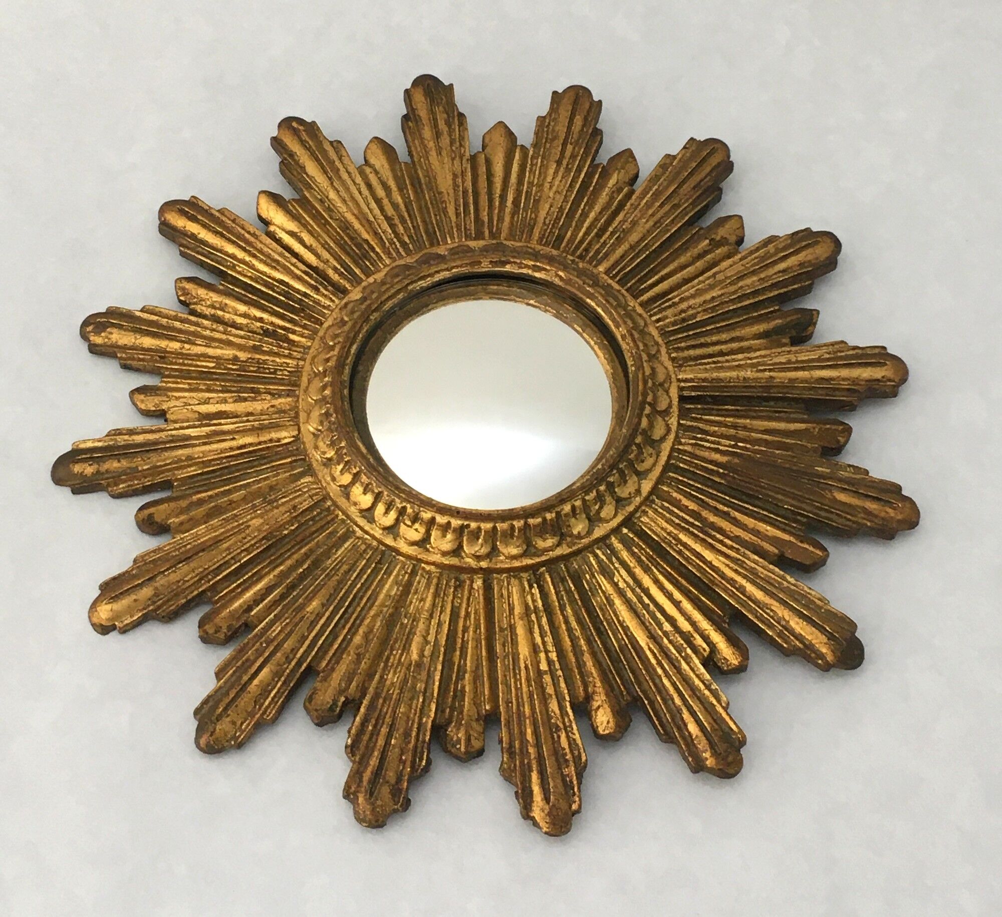 Vintage sun mirror 60s, 26 cm