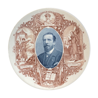 Commemorative Historical Plate In Faience De Sarreguemines Paul Déroulède 1870