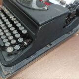 Old typewriter Olivetti Studio 42 40s/50s