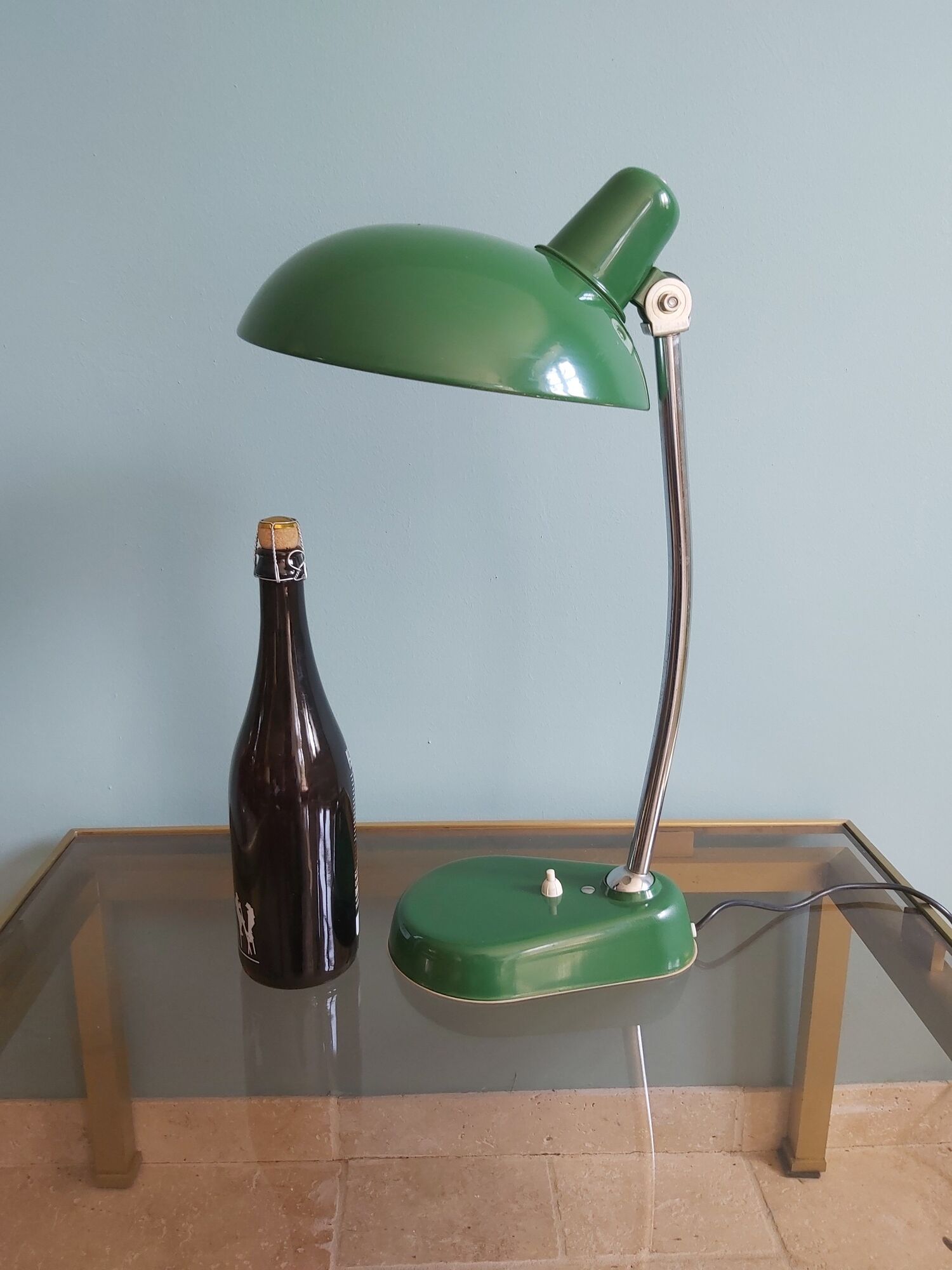 Large vintage desk lamp (50cm) in green lacquered metal, 70s