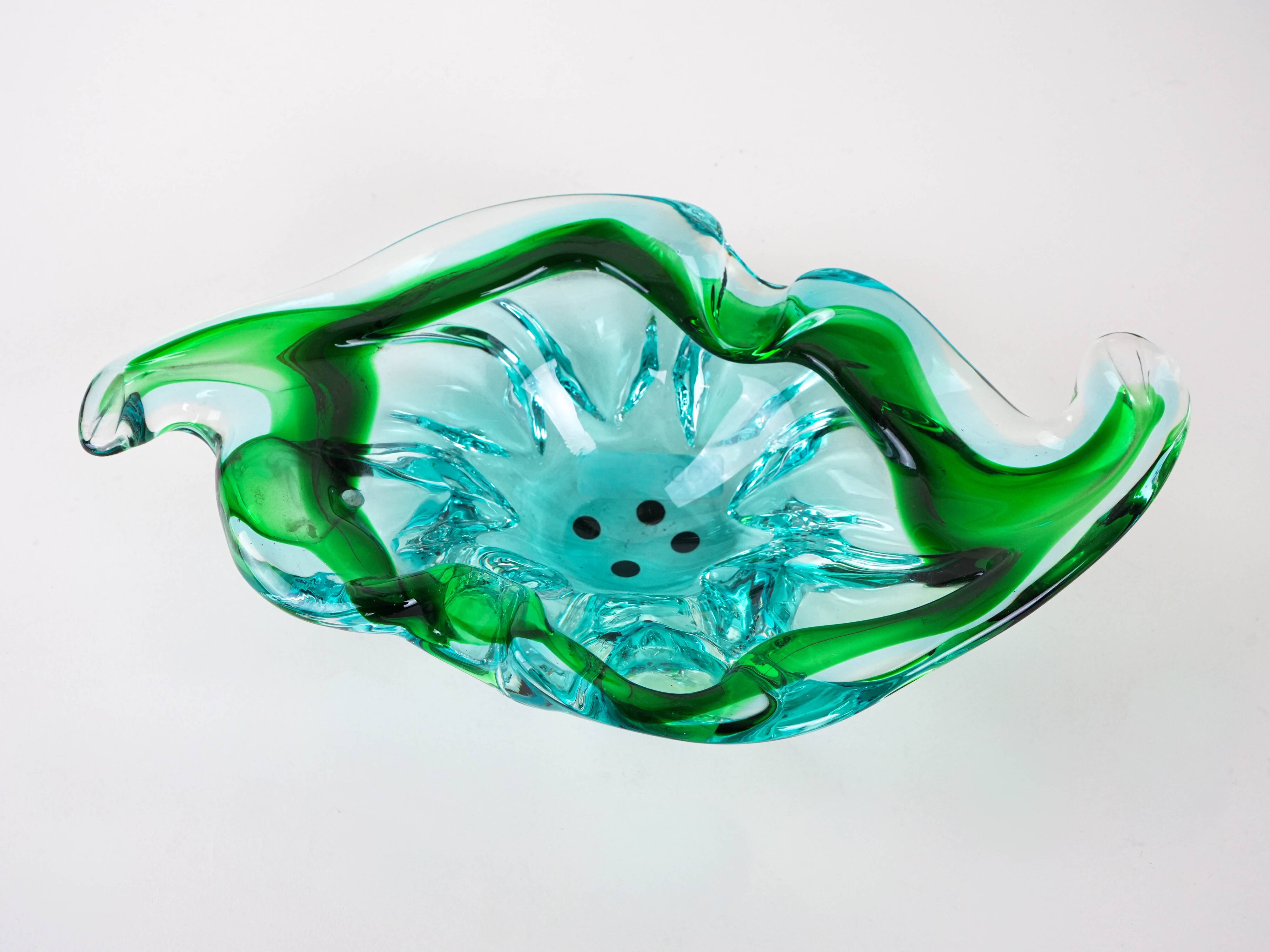 Platter, Murano glass, Italian design, 1960s, made in Italy