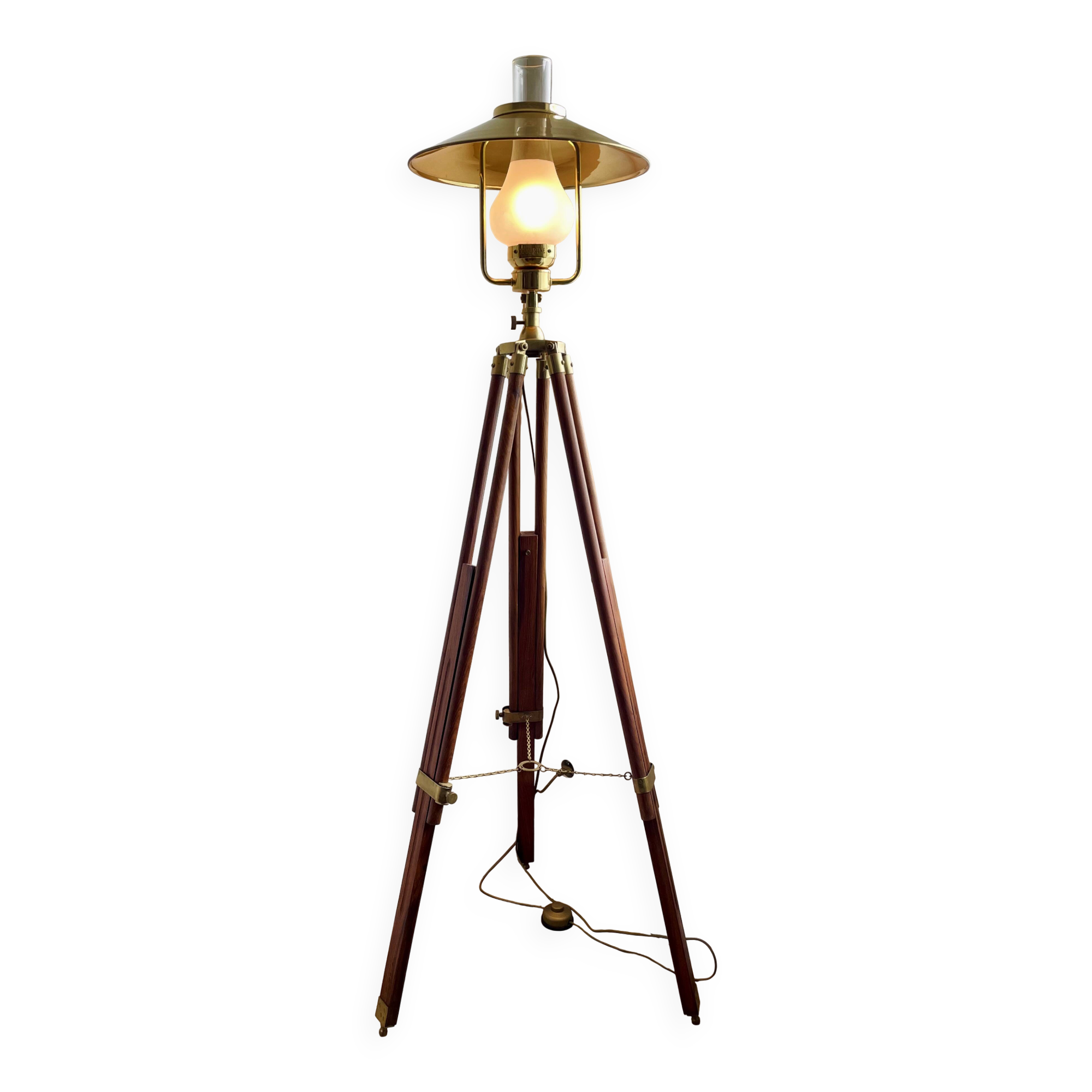 Vintage wooden and brass tripod lamp in marine style.