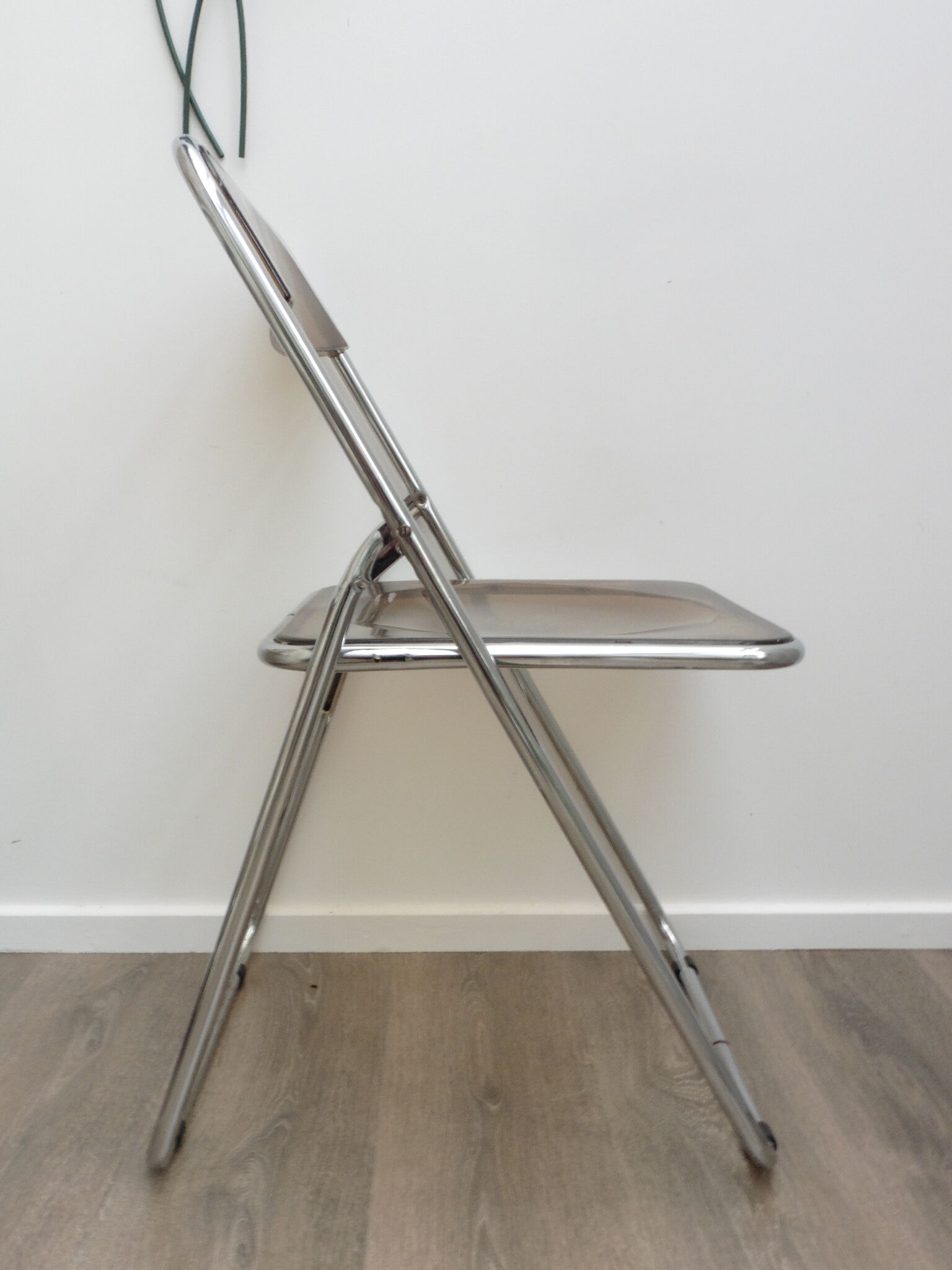 2 chairs folding plexiglass smoked