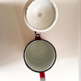 Cafetière émaillée rouge