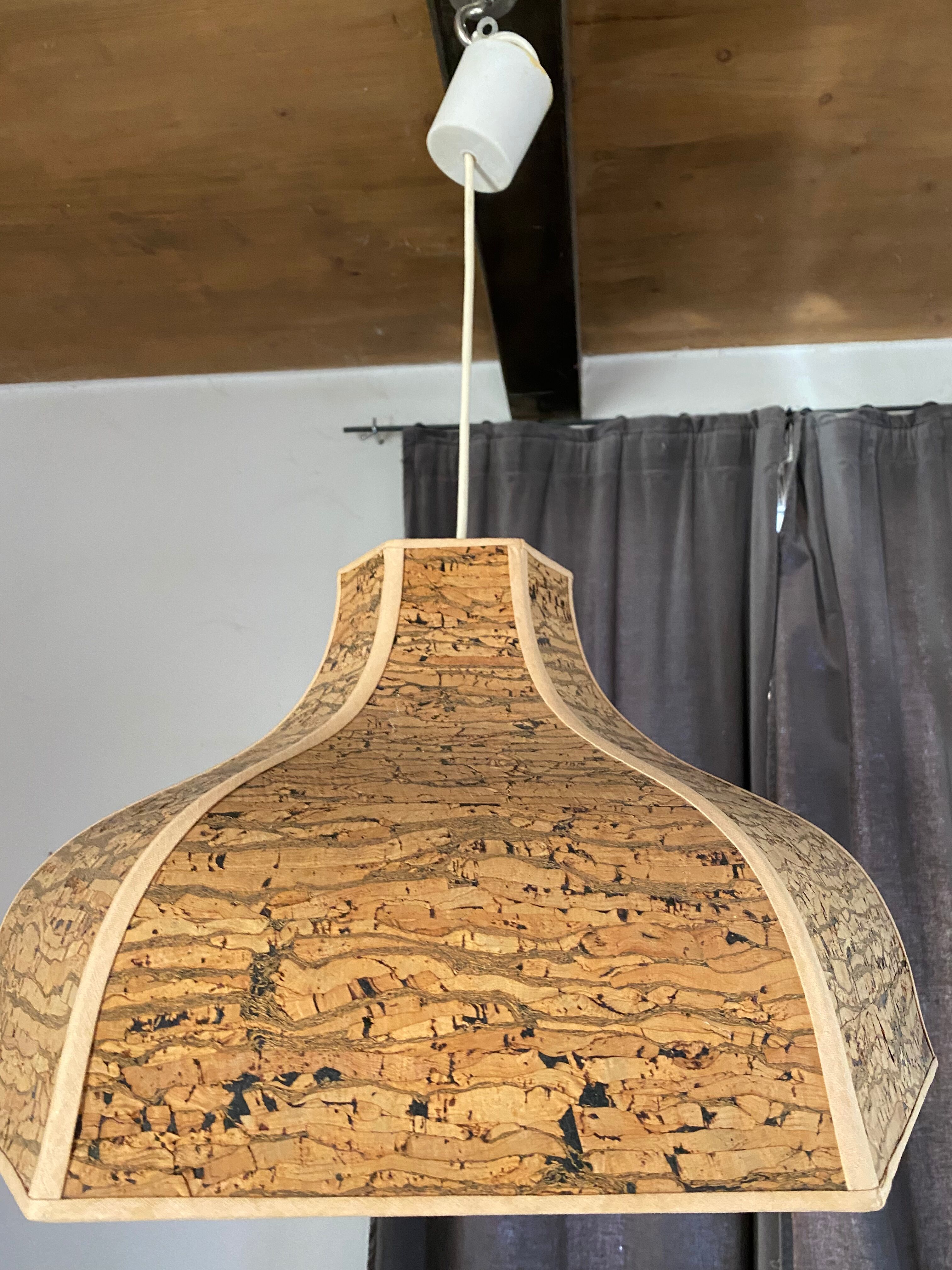 Hanging lamp in cork 80