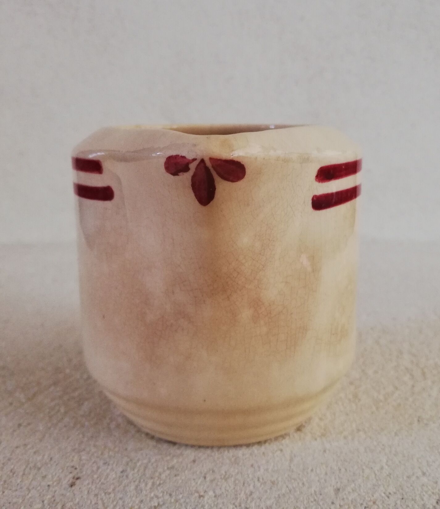 Milk pot iron earth Gien