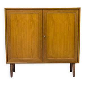 cabinet from WK Möbel,