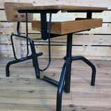 Desk - extendable school desk