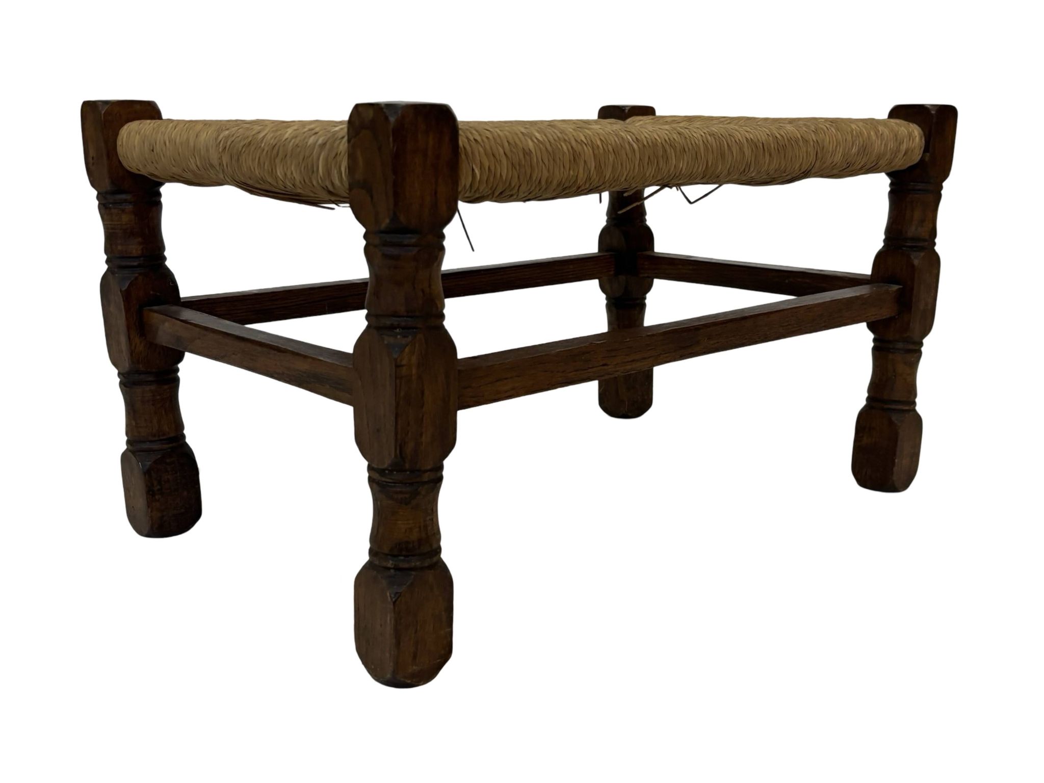 Tabouret vintage en rotin petit tabouret ottoman du milieu du siècle design années 60