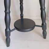 Tripod stool
