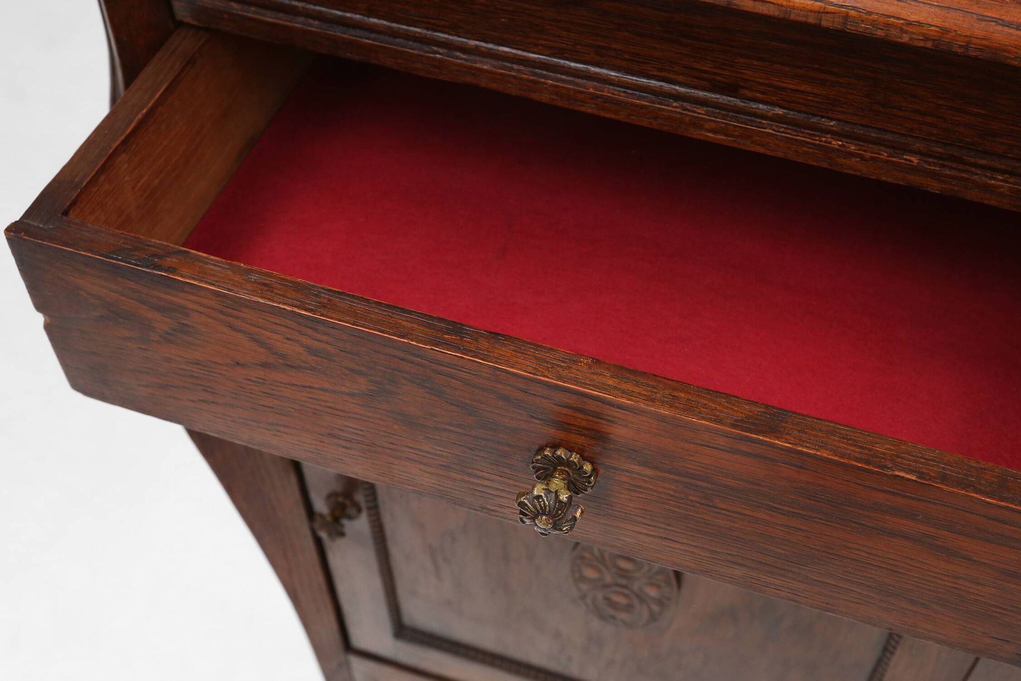 Art Nouveau night stand in oak, France ca. 1910