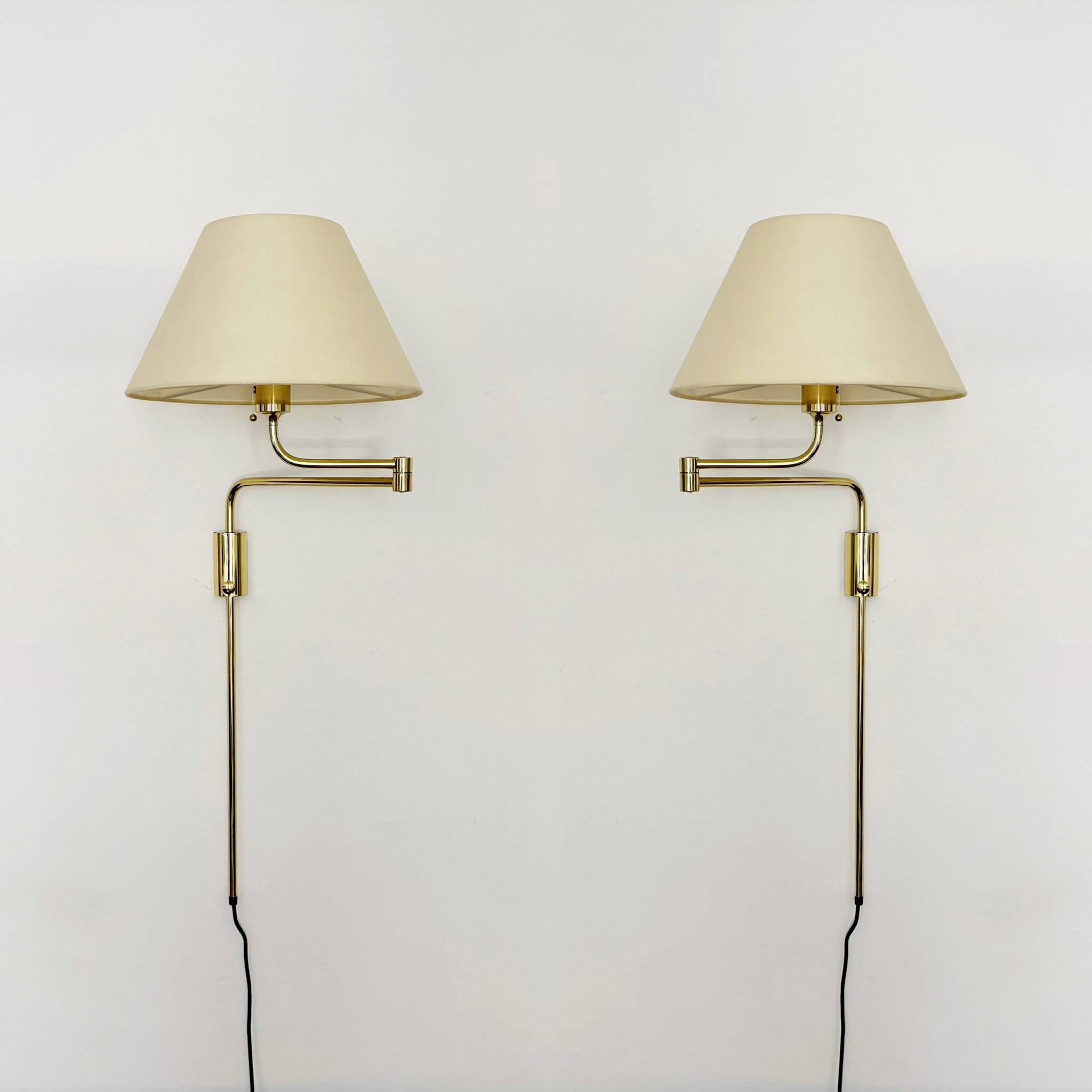 Set of 2 1970s Brass Lesan Wall Lamps by Florian Schulz