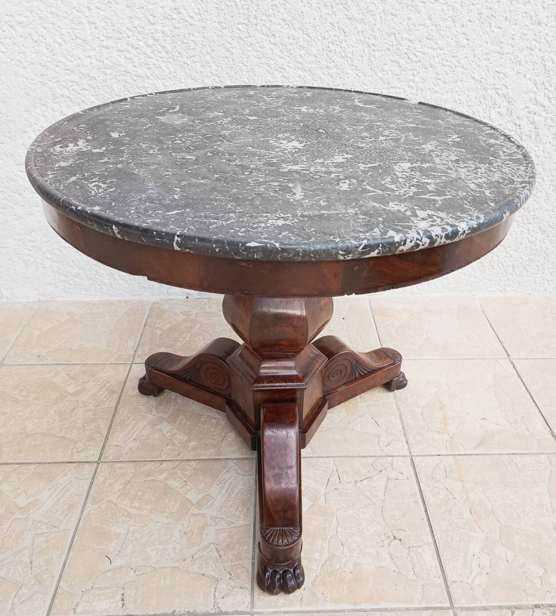 Empire side table in mahogany