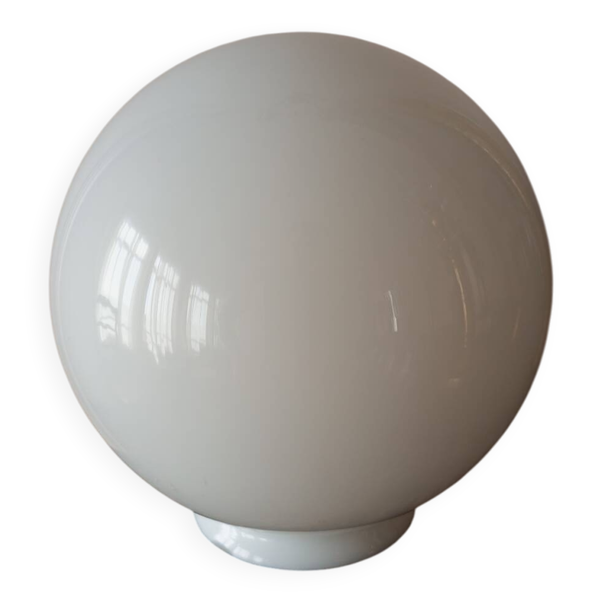 White globe