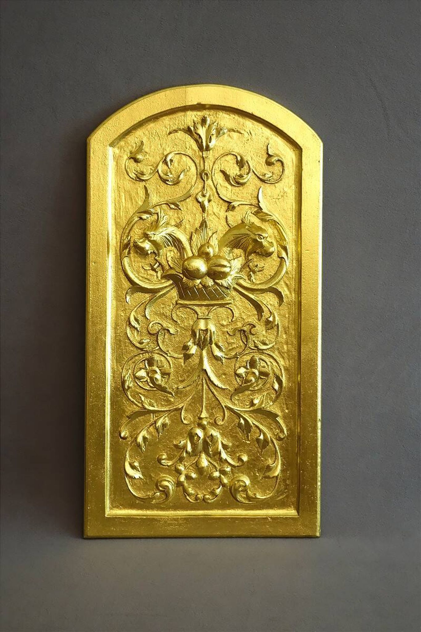 Panneau sculpté doré Renaissance XIXème