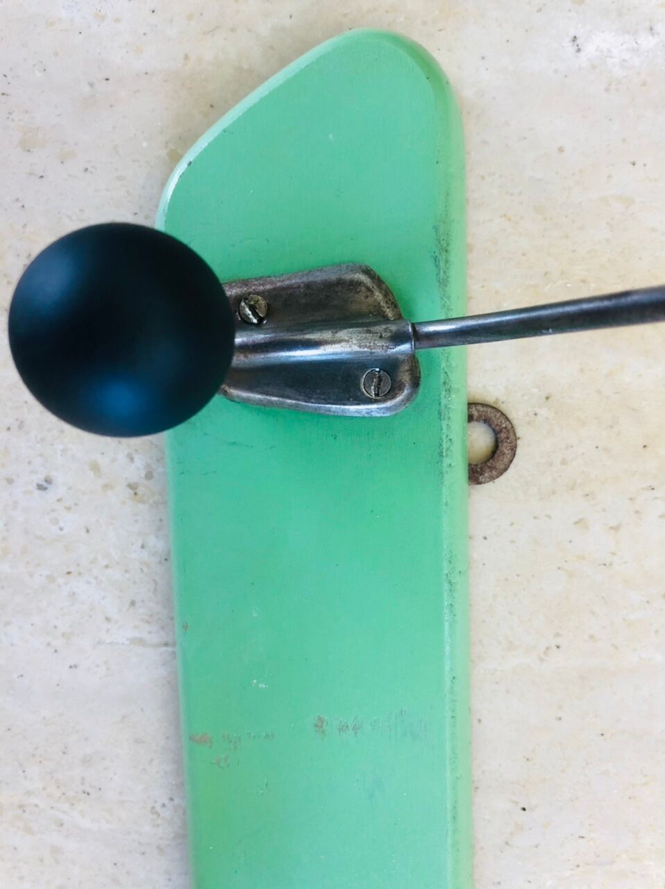 Vintage wall coat holder with 4 patères circa 50/60