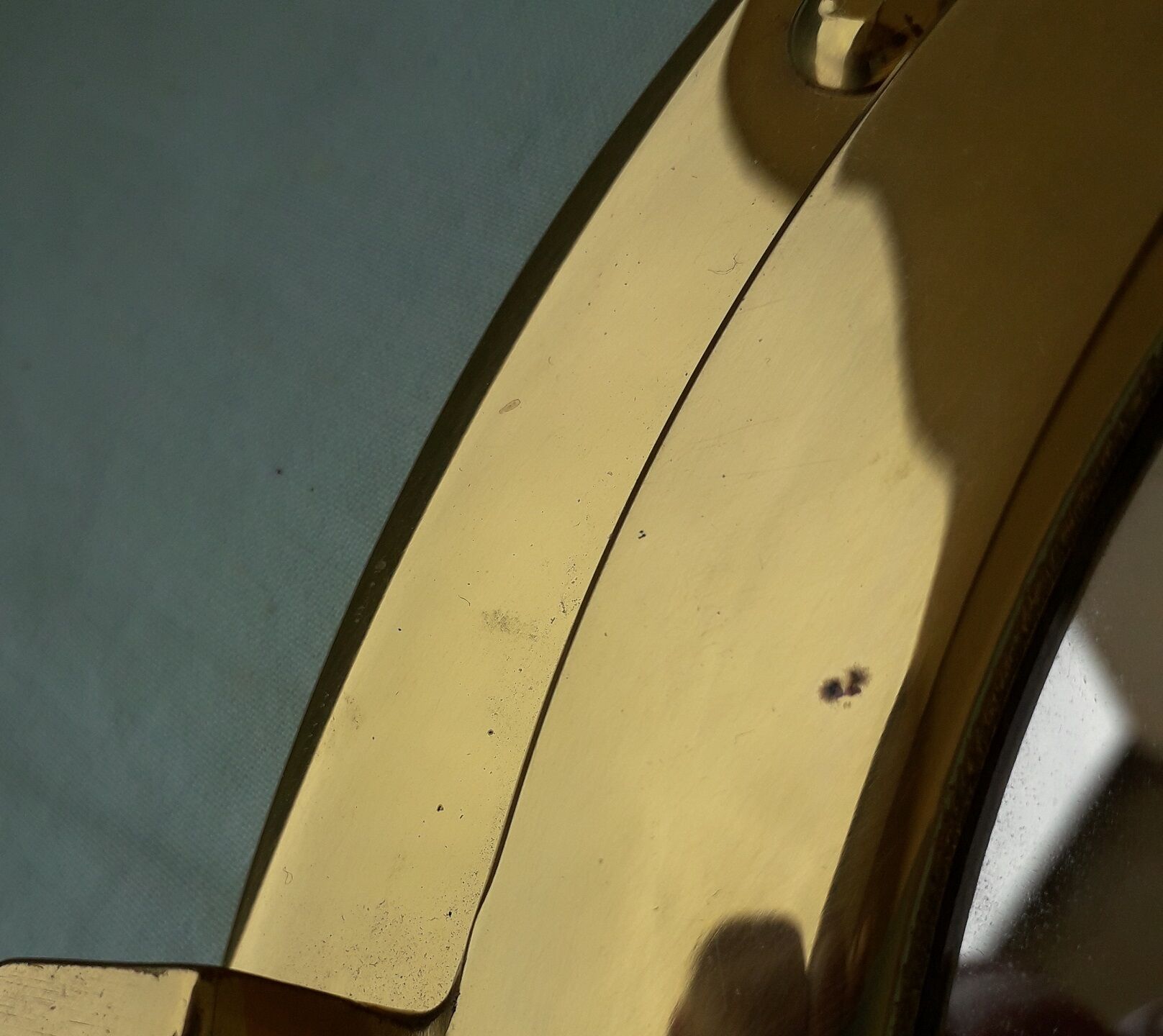 Porthole mirror