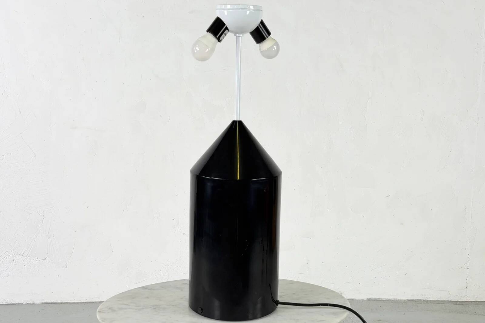 Lampe de table Atollo 233 par Vico Magistretti pour Oluce - 1970s