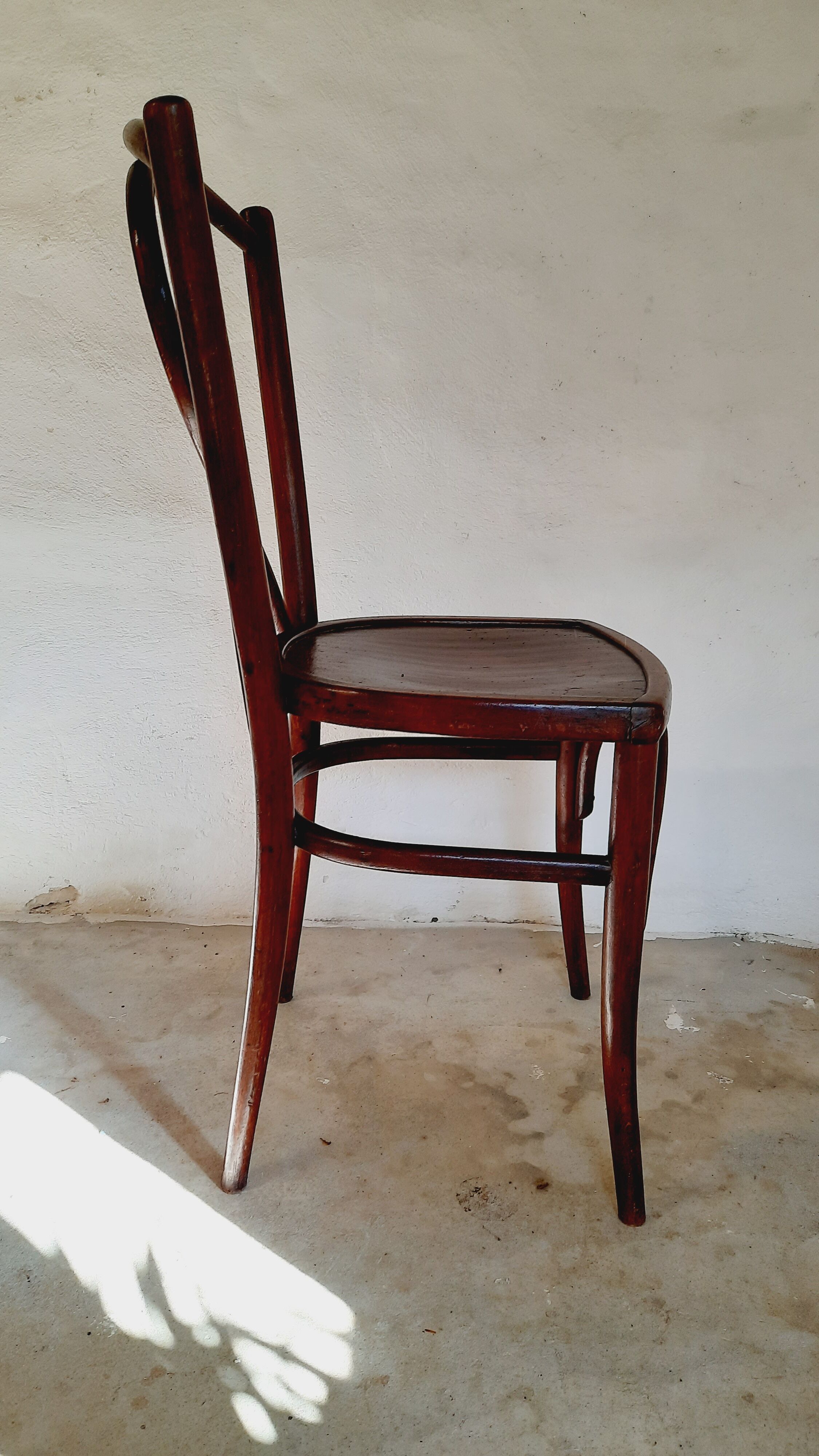 Lot 4 bistro chairs