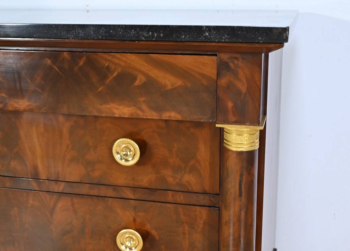 Mahogany chest of drawers, Empire period – Early 19th century