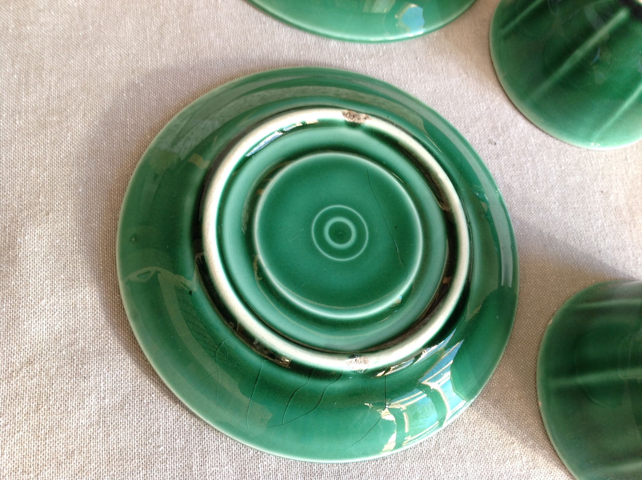 Suite of six cups and saucers green / vintage 50-60 years