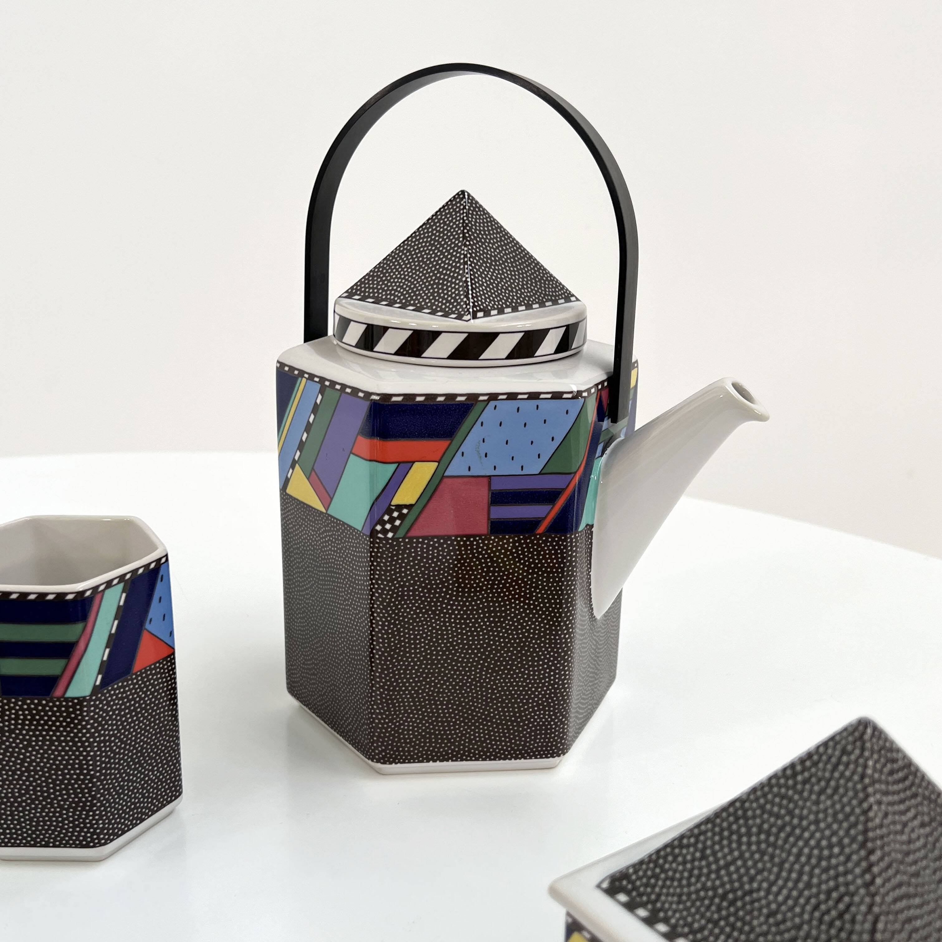 Tea service Scenario Metropol by Barbara Brenner for Rosenthal, 1990
