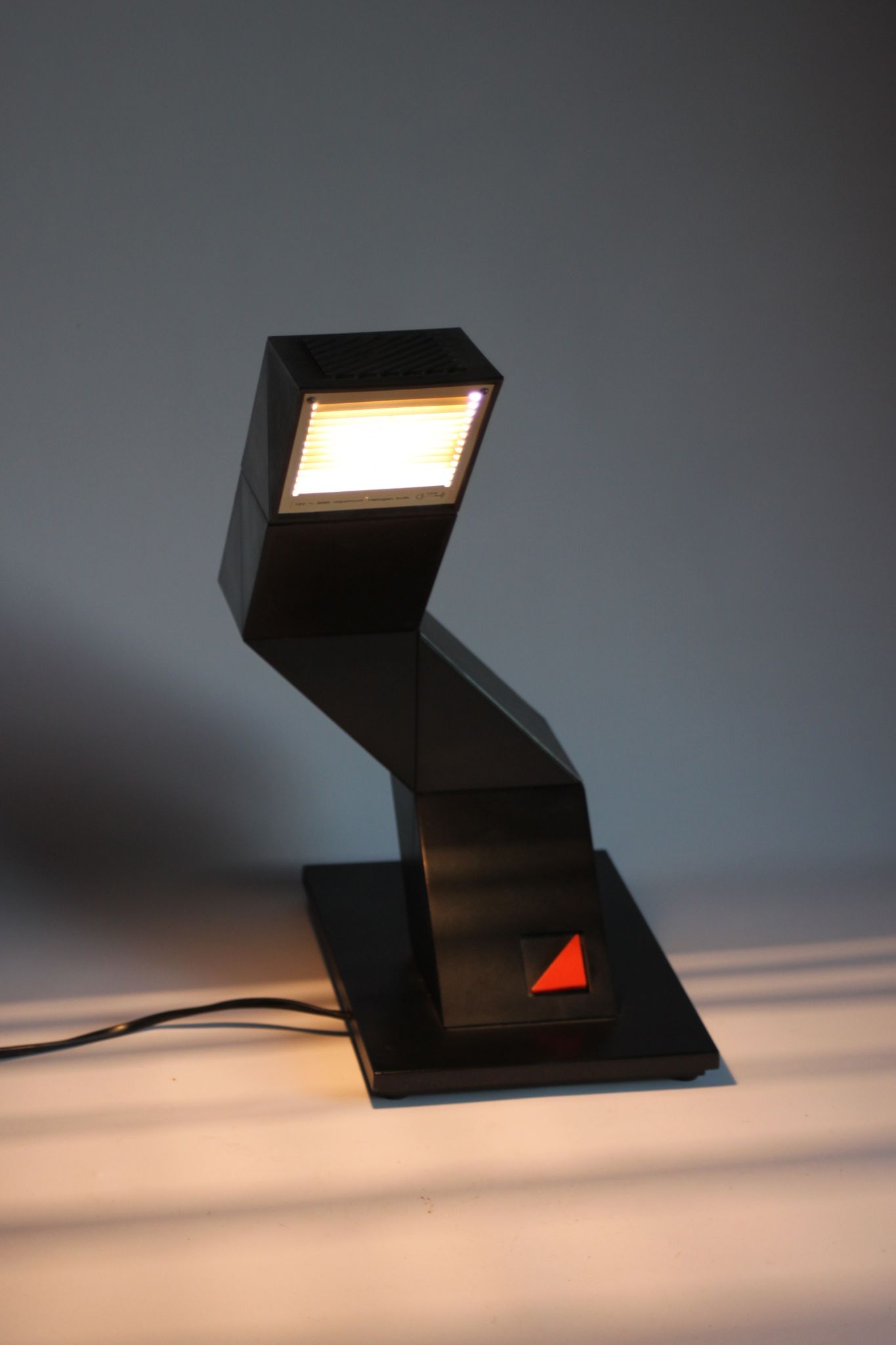 Zig Zag desk lamp by Shui Shan for Elite Lighting, 1980s