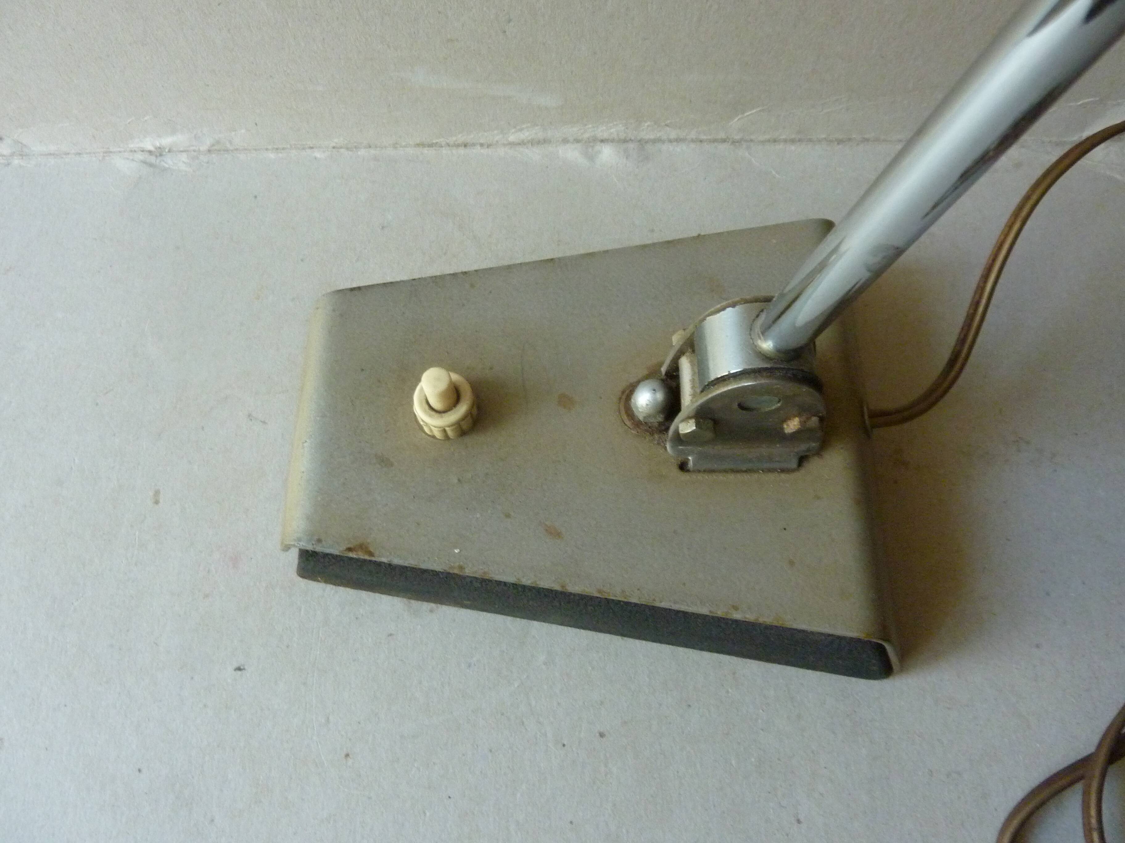 Desk lamp, workshop, khaki metal, 1960s