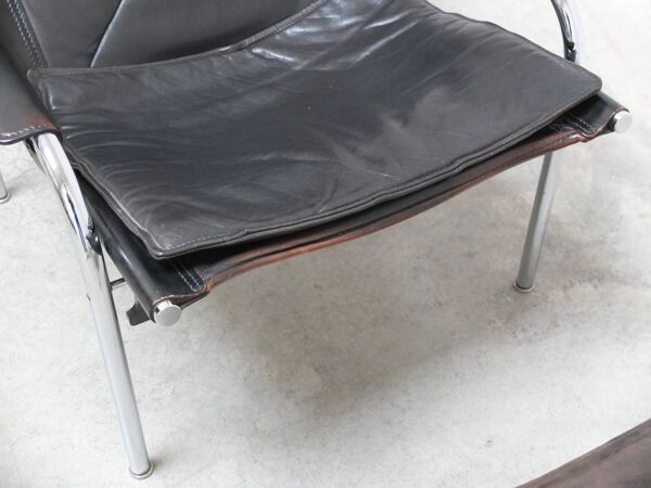 Fauteuil inclinable 'HE1106' avec repose-pieds par Hans Eichenberger pour Strässle, 1978