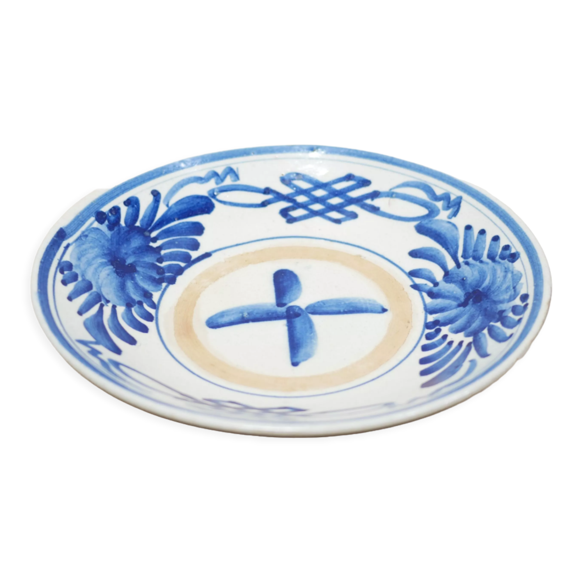 Antique plate in Chinese porcelain